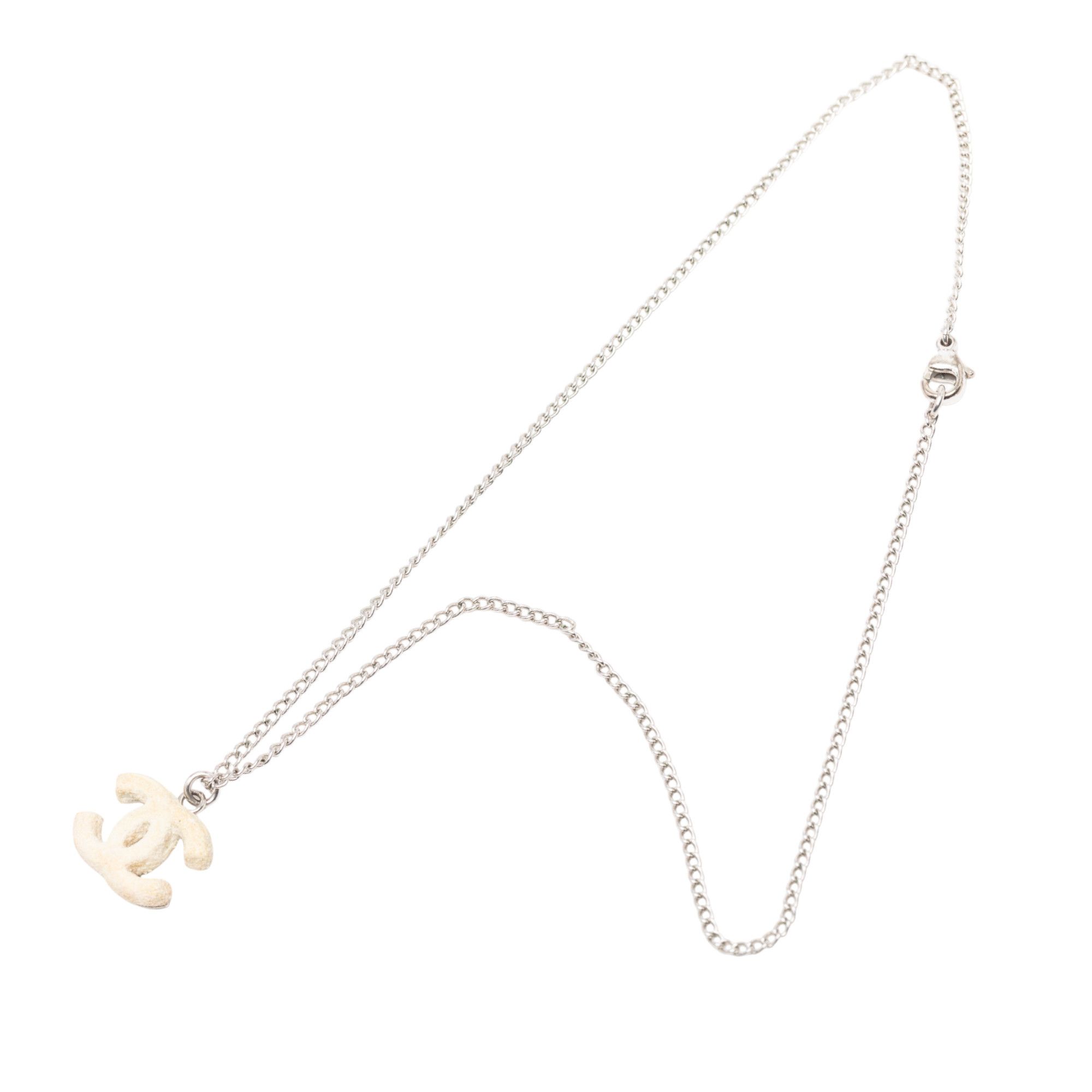 Chanel Chanel Silver Plated Textured CC Pendant Necklace Size ONE SIZE - 1 Thumbnail