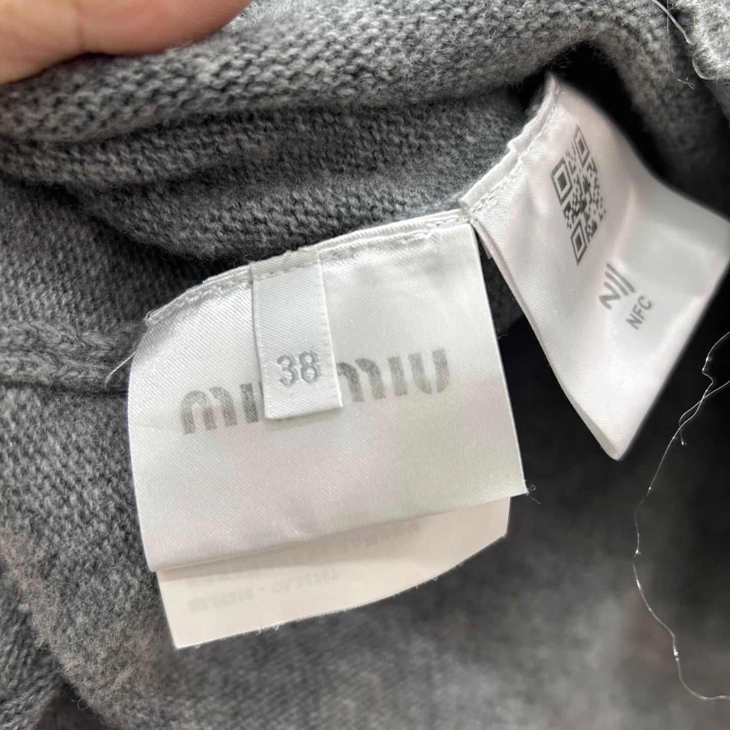 Miu Miu Miu Miu 98 New Gray V-neck Wool Sweater 38 Size XS / US 0-2 / IT 36-38 - 3 Thumbnail