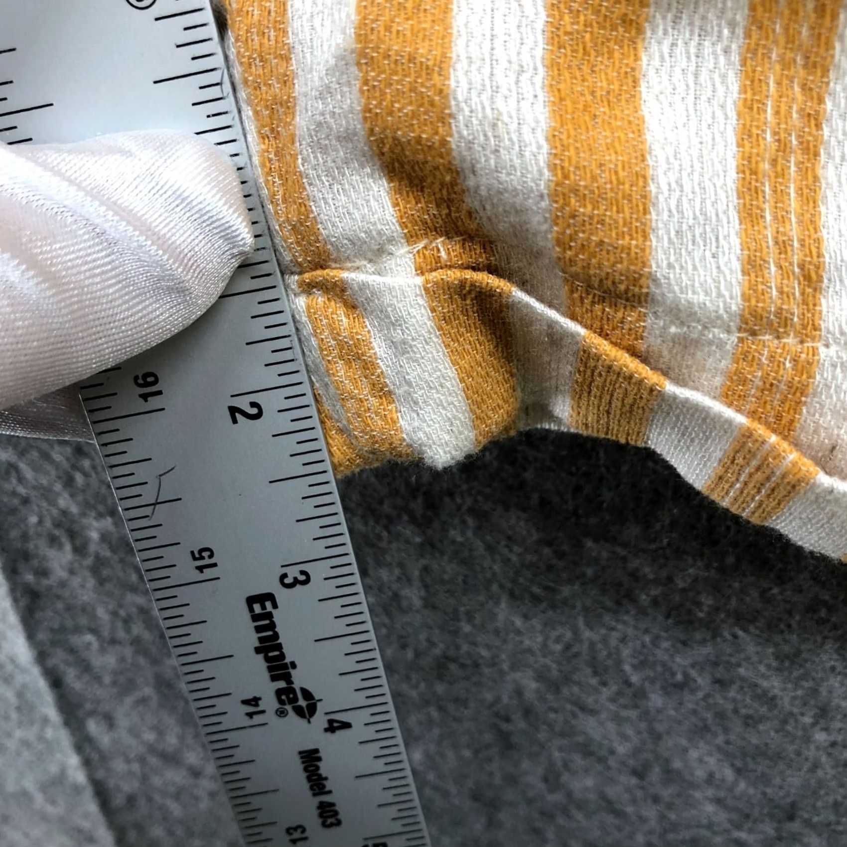 Asos ASOS Linen Blend Shorts Womens Size 6 Mustard Yellow Striped High Waisted Paperbag Relaxed Size 28" / US 6 / IT 42 - 7 Thumbnail