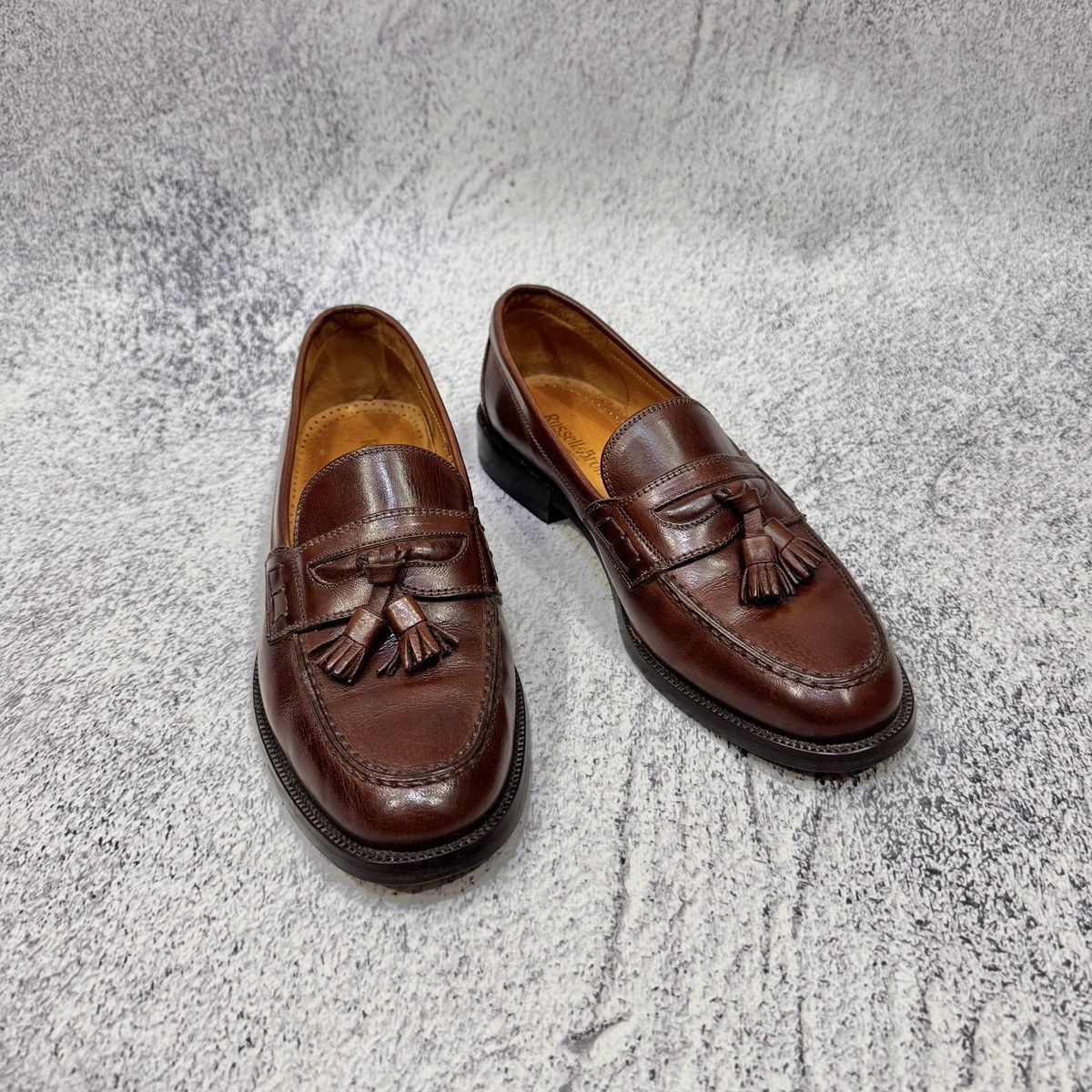 Russell & Bromley Russel & Bromley Mens Brown Leather Tassell Loafers US9.5 Size US 9.5 / EU 42-43 - 2 Thumbnail