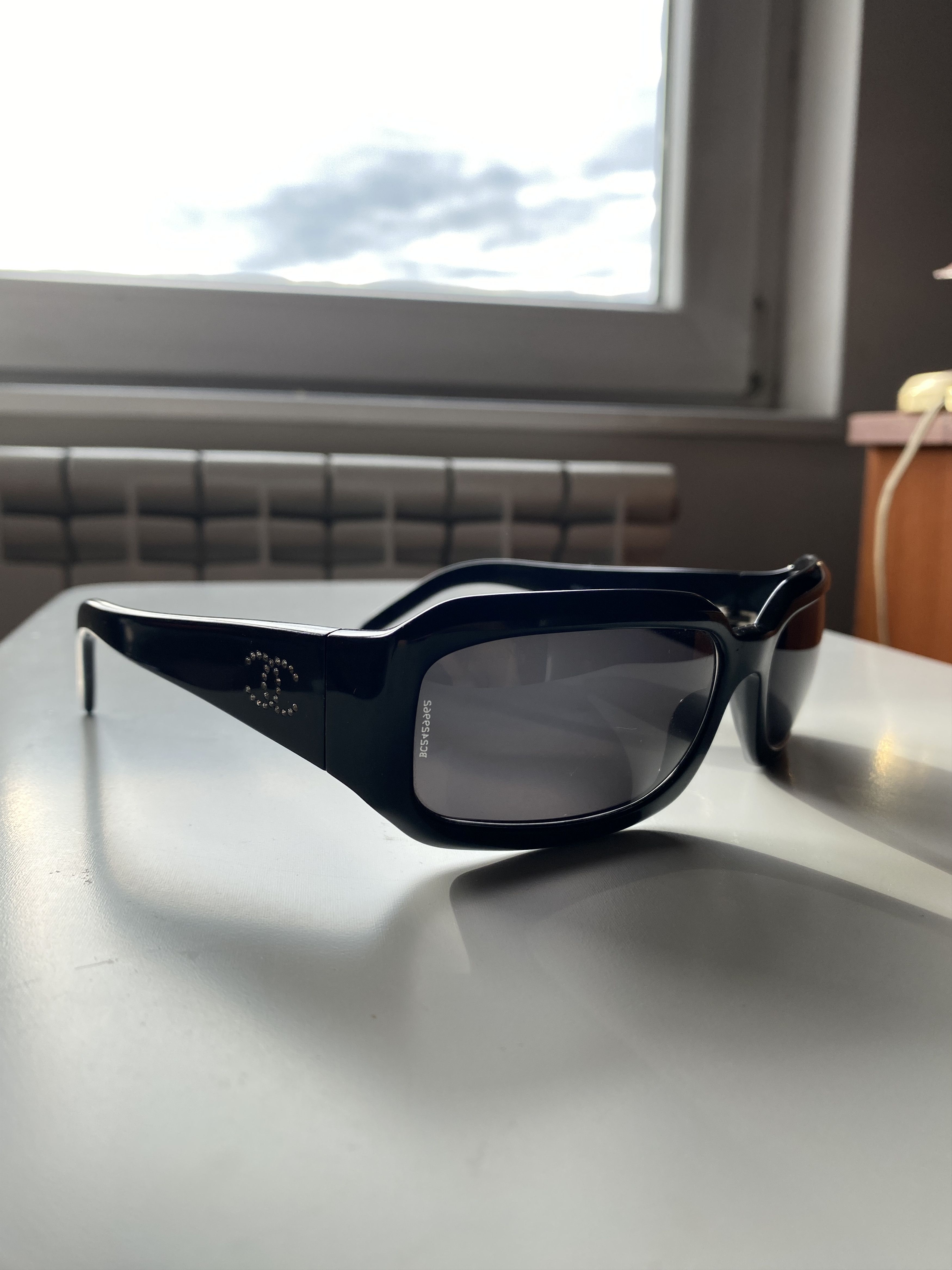 Chanel Vintage Chanel Sunglasses Size ONE SIZE - 2 Thumbnail