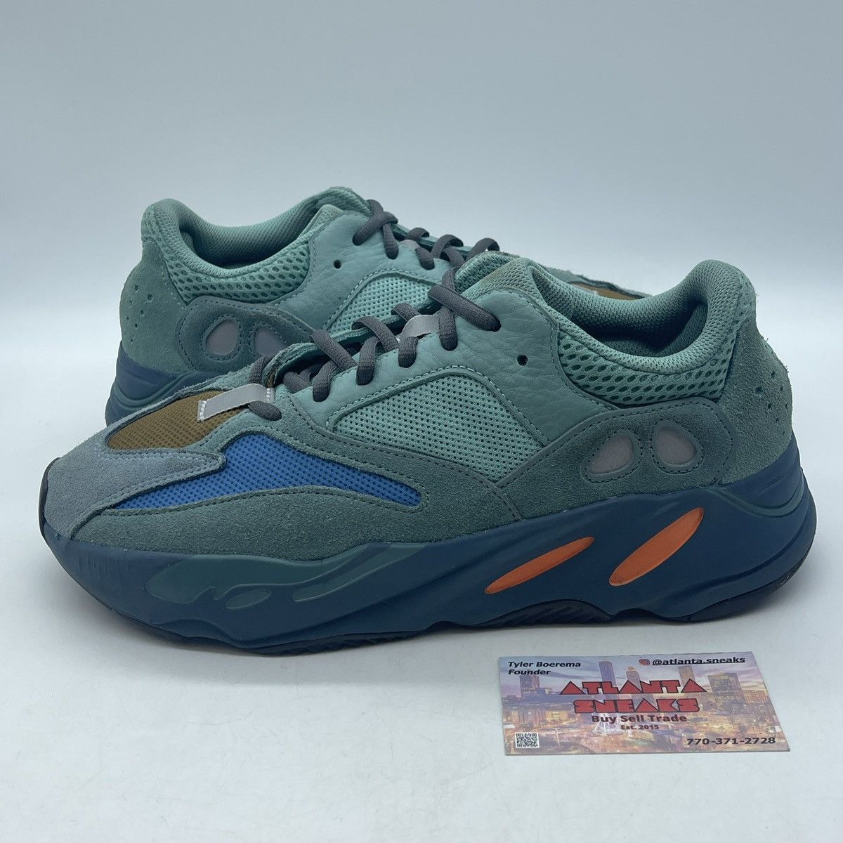 Grailed yeezy 700 clearance