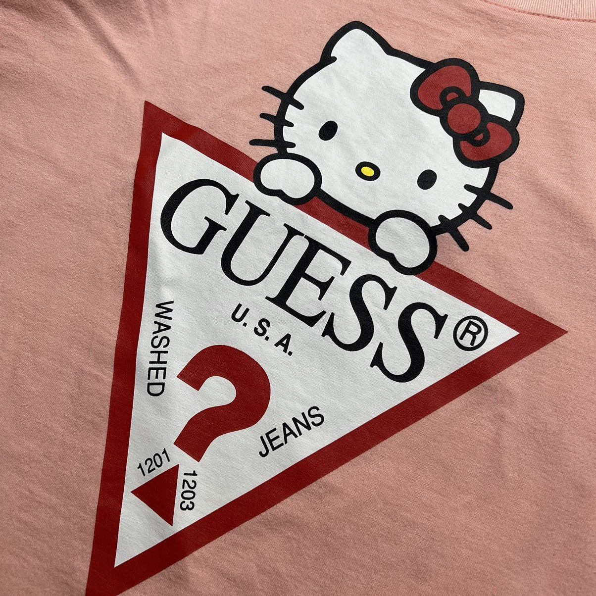 Guess × Japanese Brand Guess x Hello Kitty Tee (Japan Release) Size US L / EU 52-54 / 3 - 3 Thumbnail
