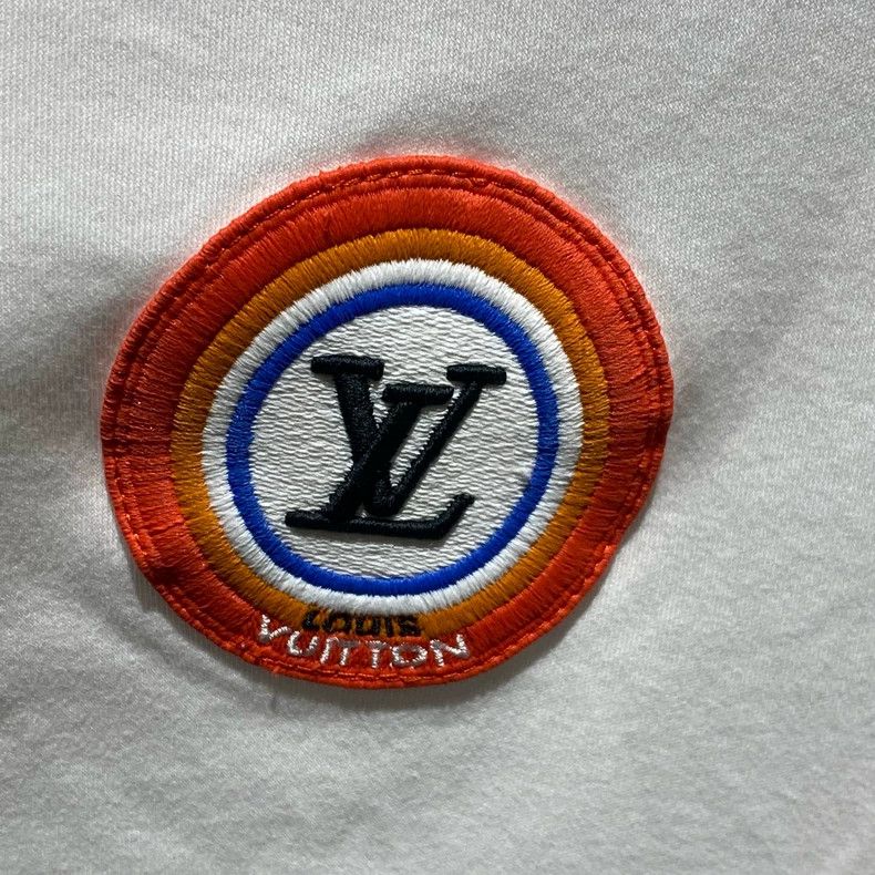 Louis Vuitton Louis Vuitton White embroidered logo short sleeve Size US M / EU 48-50 / 2 - 5 Thumbnail