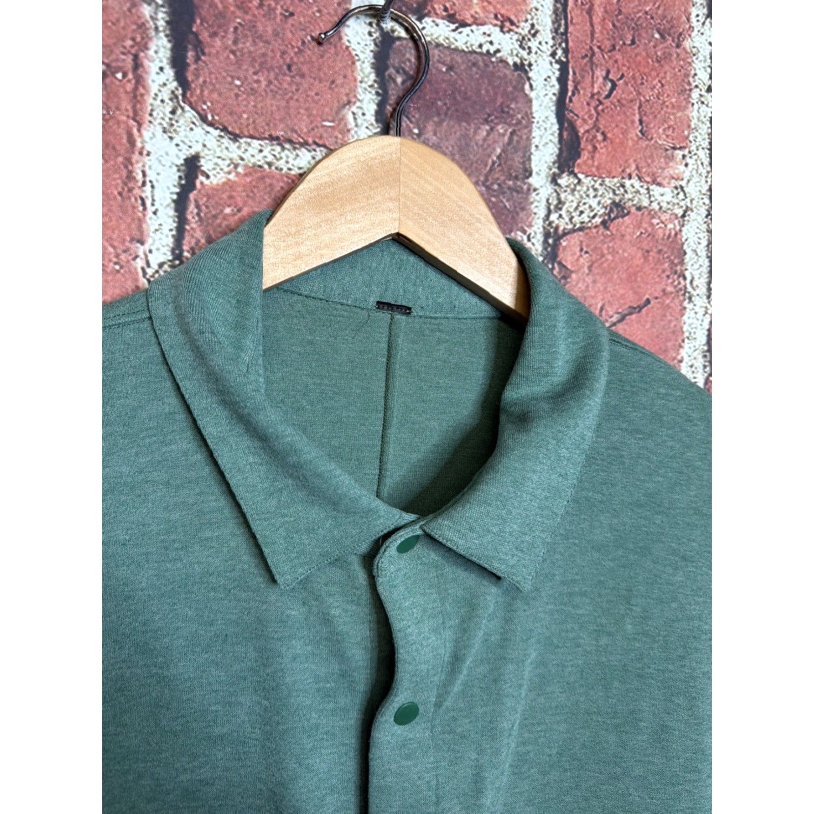 Lululemon Lululemon Mens Button-Up Overshirt XL Green Knit Heavyweight Preppy Snap Button-Down Collar Long Sleeve Casual Shirt Mens Green XL Size US XL / EU 56 / 4 - 2 Thumbnail