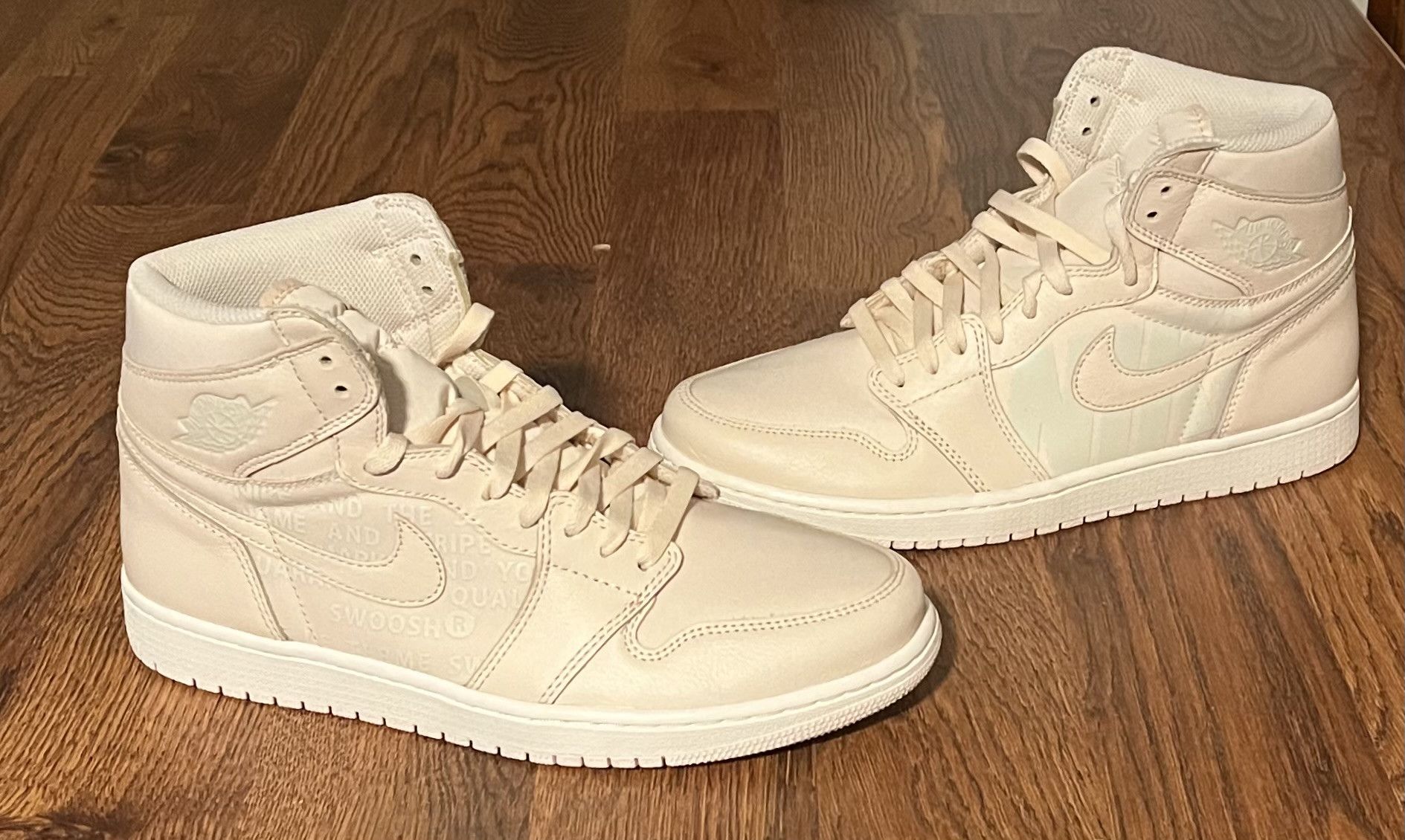 Jordan Brand Air Jordan 1 High OG Guava Ice Size US 11 / EU 44 - 1 Thumbnail