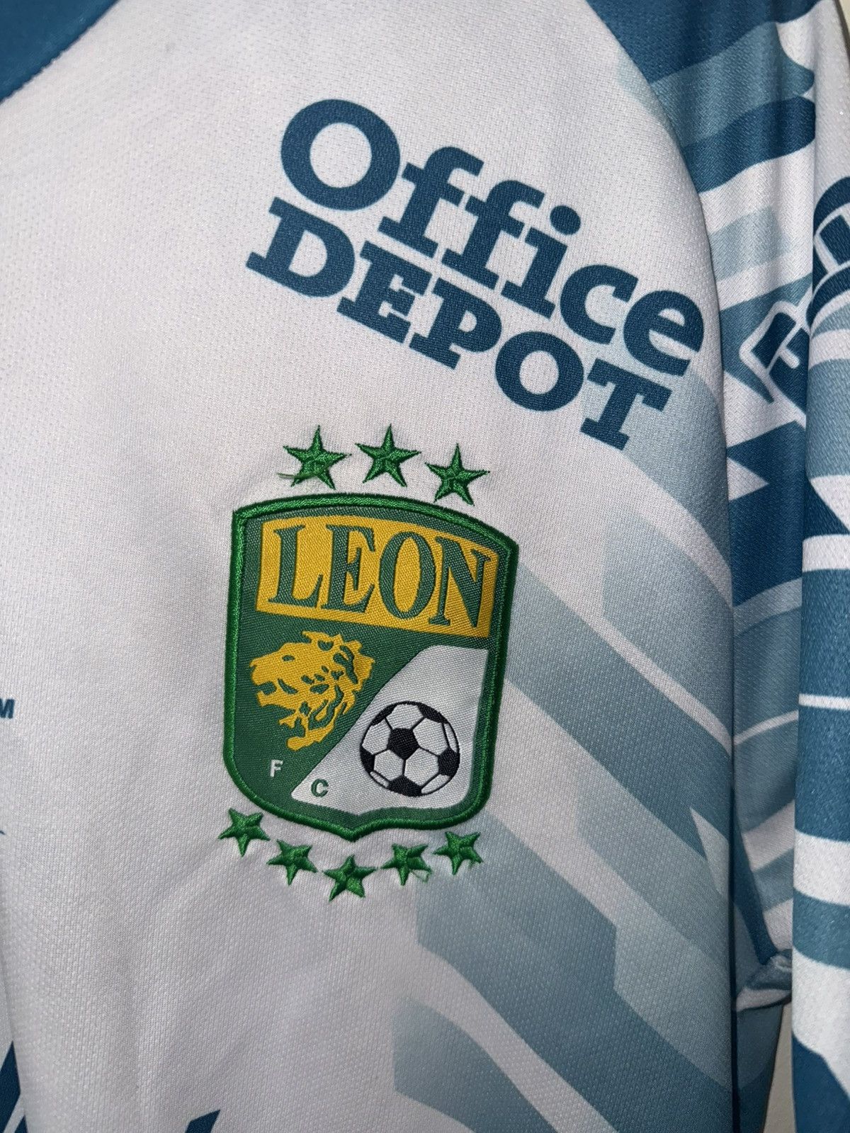 Other Club Leon 20-21 3rd Kit Size US L / EU 52-54 / 3 - 2 Thumbnail