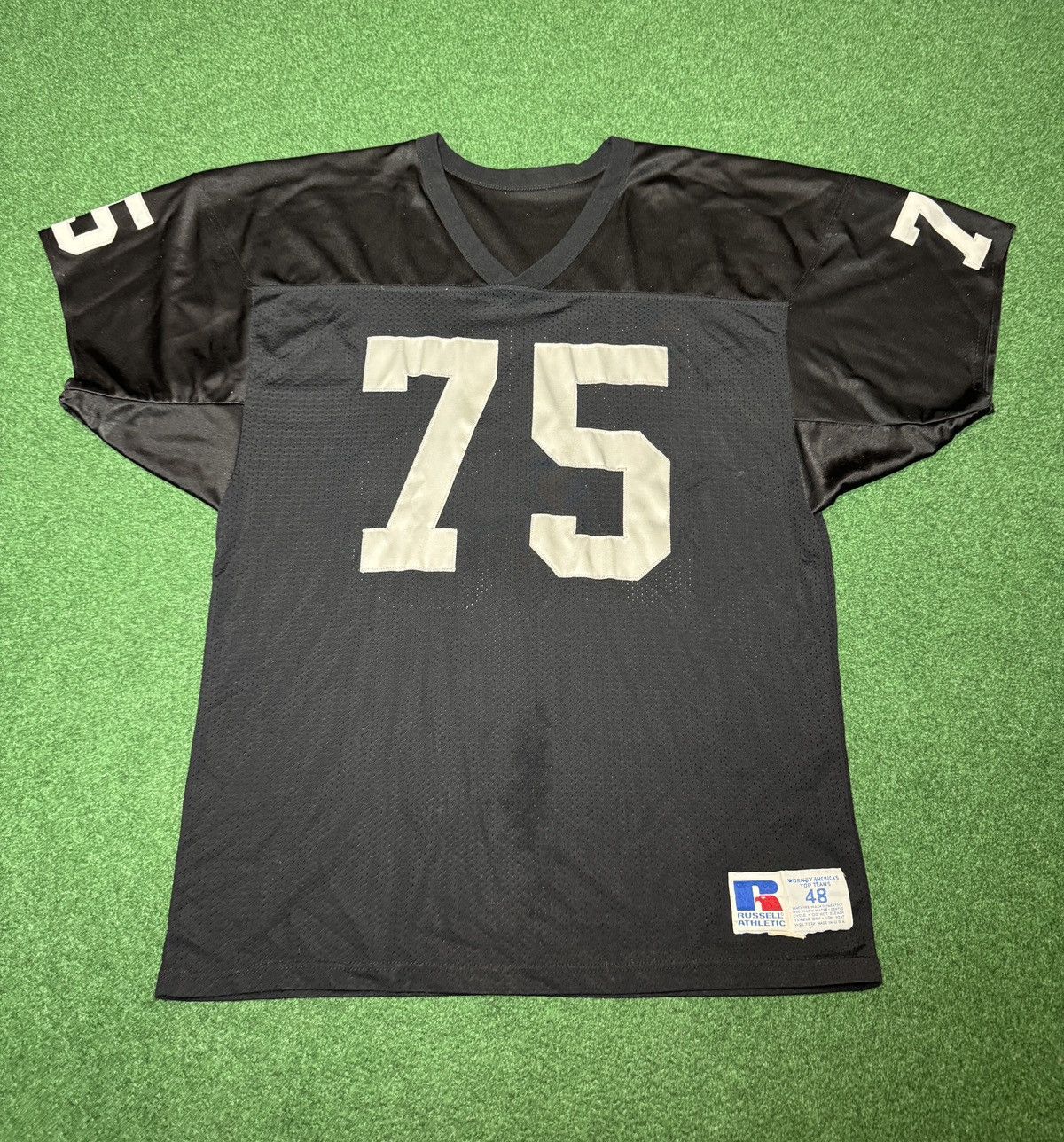 Russell Athletic Vintage Howie Long Jersey Oakland Raiders Russell #75 NFL XL Size US XL / EU 56 / 4 - 1 Thumbnail