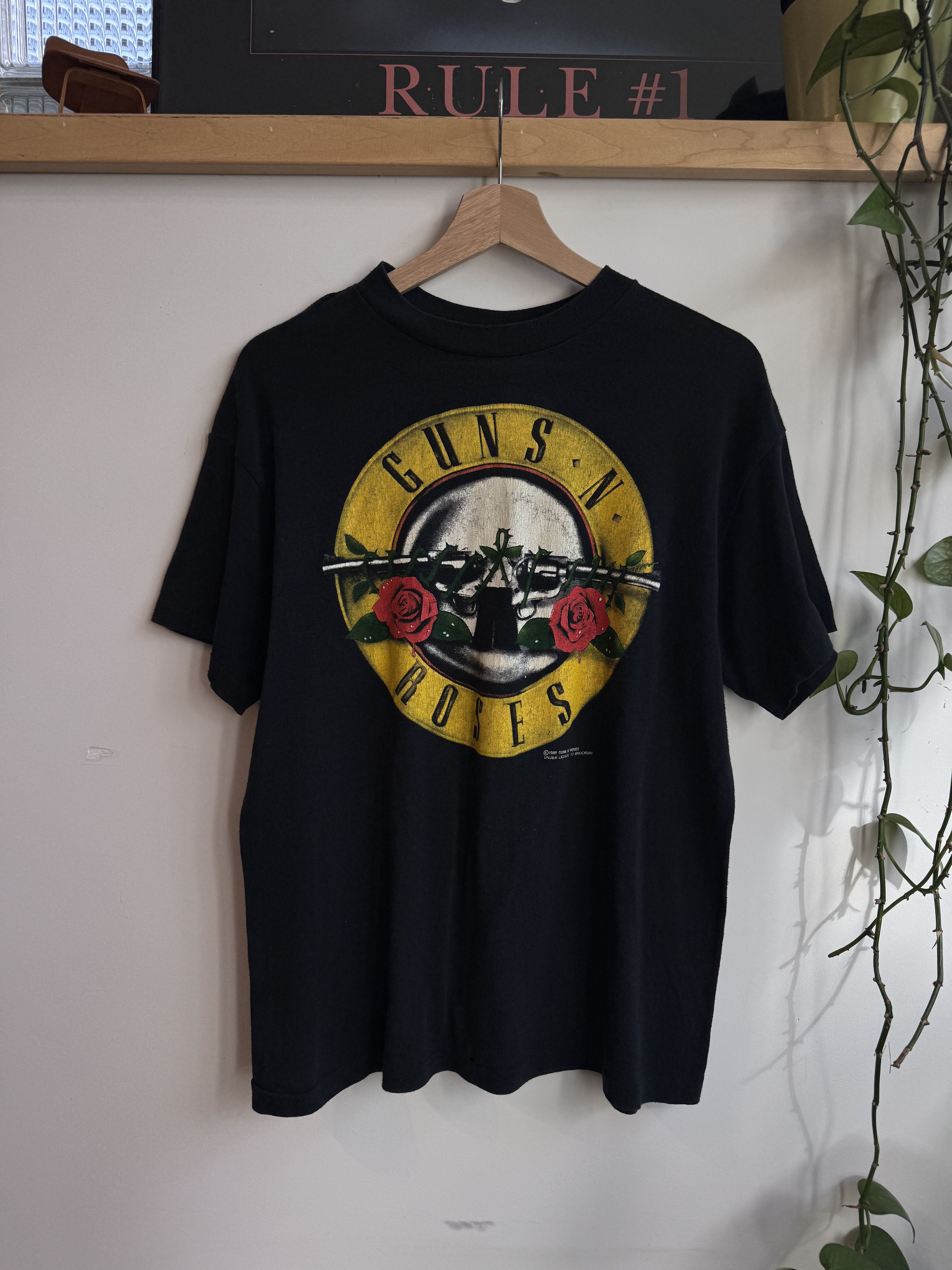 Vintage 1989 Guns N Roses Was Here Band Tshirt Size L Size US L / EU 52-54 / 3 - 1 Thumbnail
