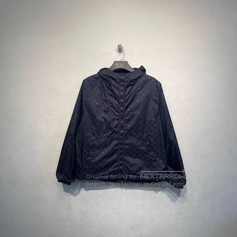 Louis Vuitton Louis Vuitton Three-flower logo printed double-sided jacke Size US M / EU 48-50 / 2 - 3 Thumbnail