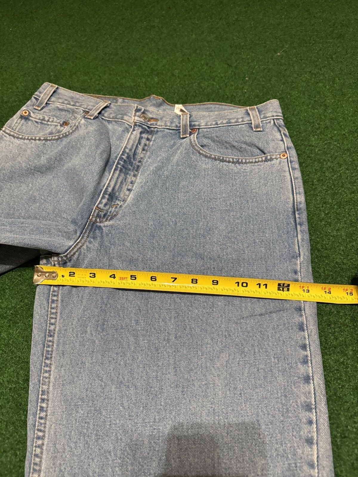 Levi's Vintage Clothing Vintage Levi’s 550 Relaxed Wide Leg Light Wash Grunge Jeans Size US 36 / EU 52 - 10 Thumbnail