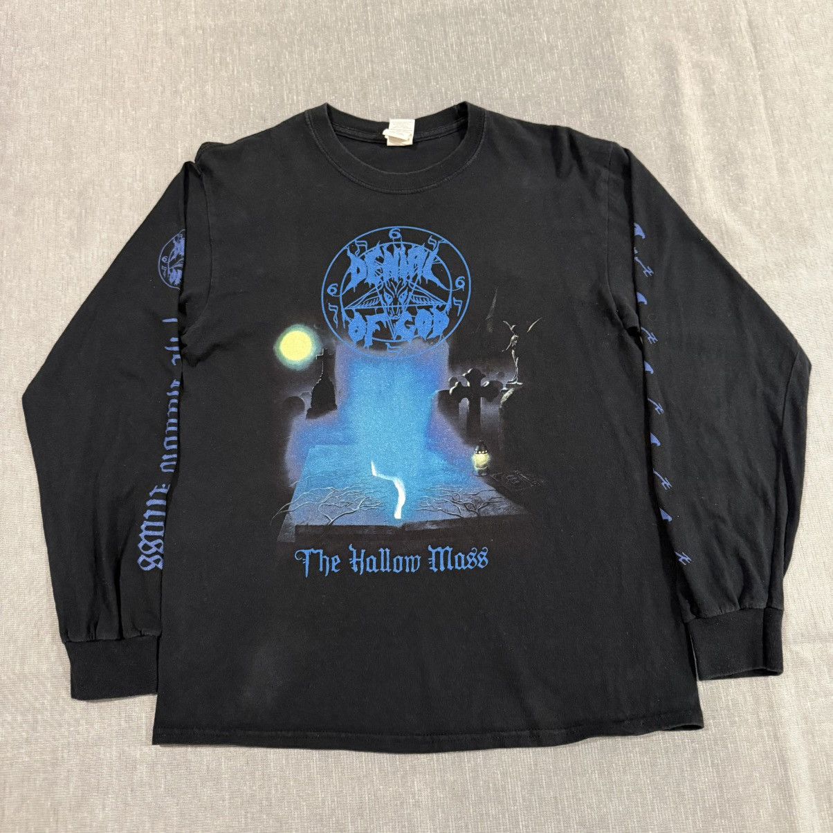 Gildan Denial of God Size US M / EU 48-50 / 2 - 1 Thumbnail