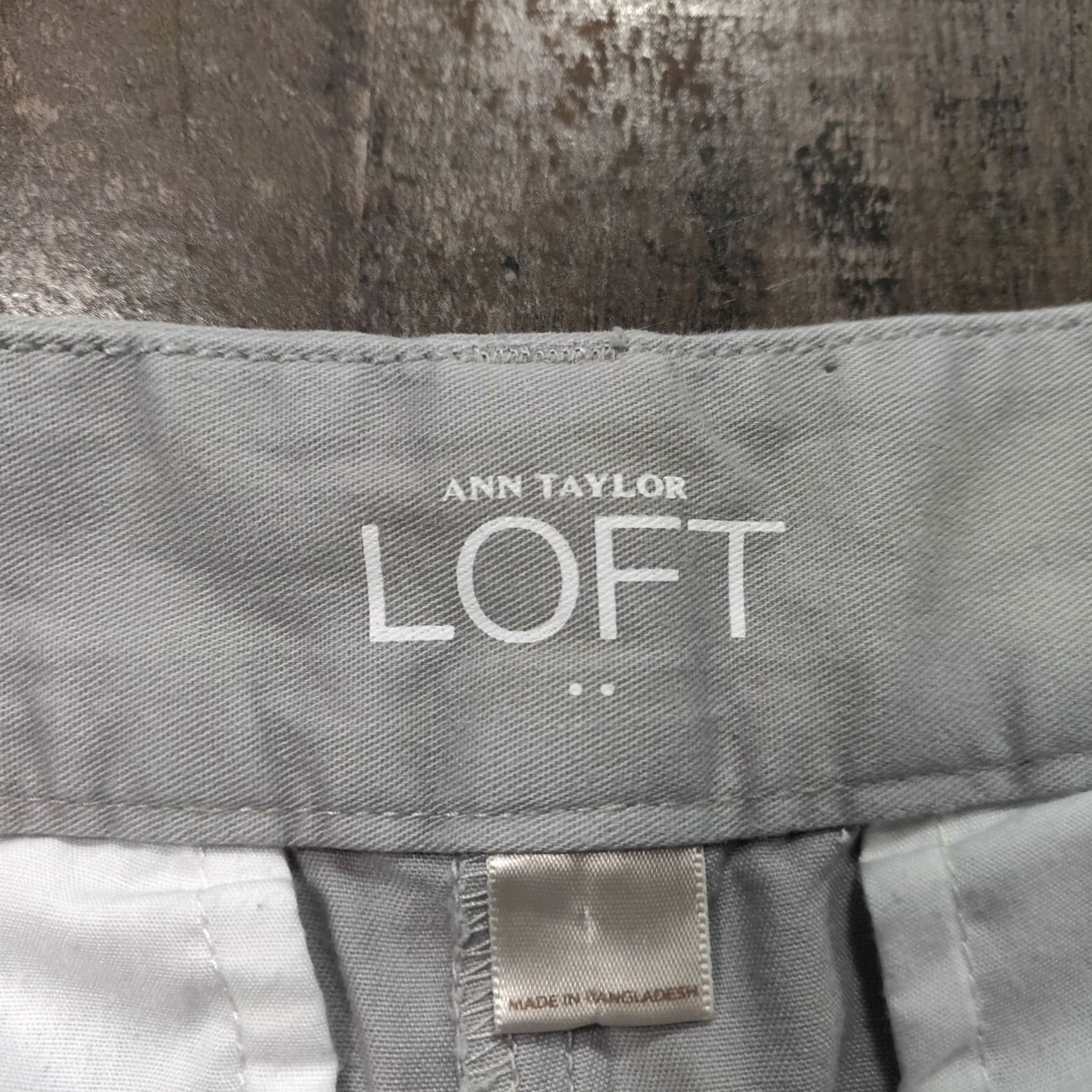 Loft LOFT Chino Shorts Womens Gray 0 Mid-Rise Flat Front Zip Closure Pockets Casual Summer Preppy Clothes Mens? Women Size 29" - 3 Thumbnail