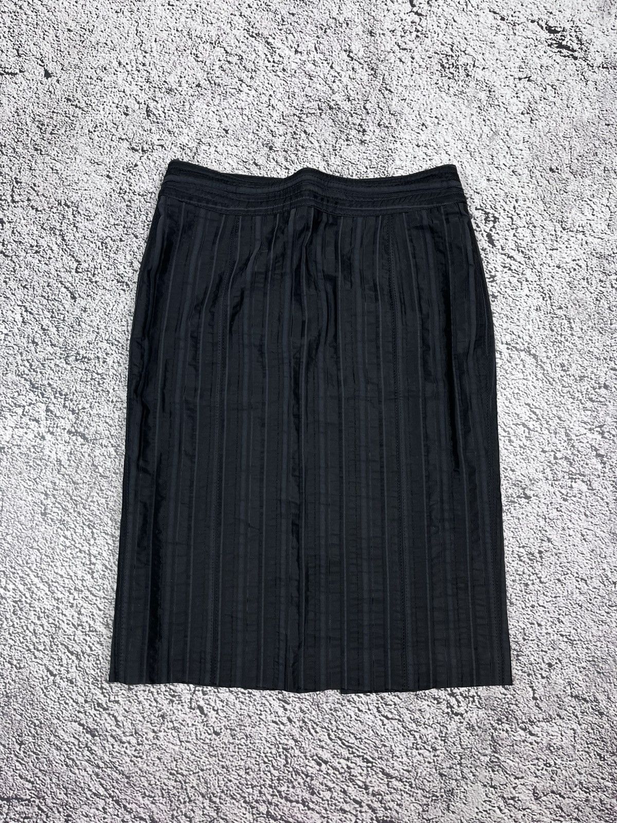 Emporio Armani Emporio Armani Pinstripe Black Suit Blazer & Pencil Skirt Size 28" / US 6 / IT 42 - 10 Thumbnail