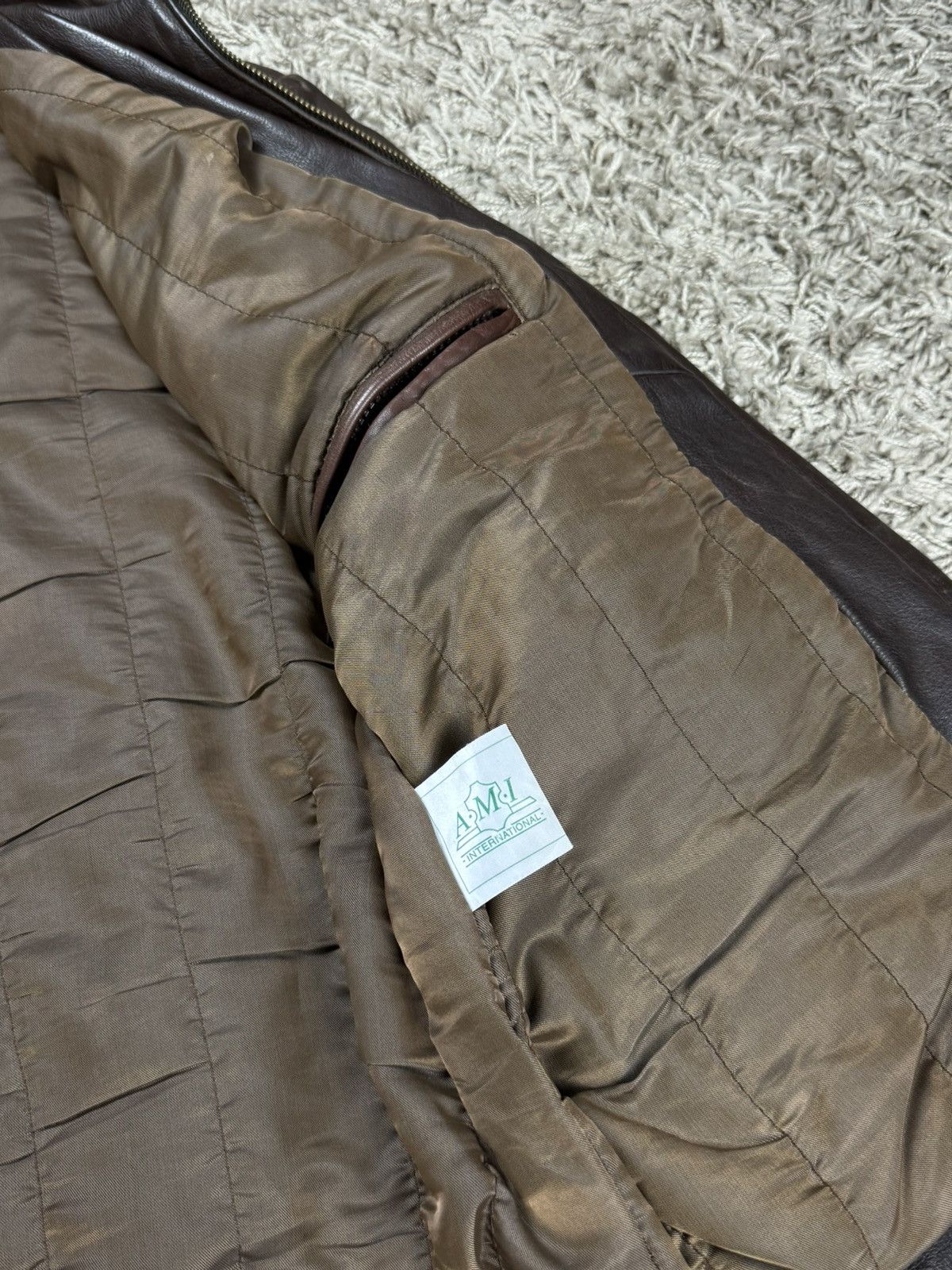Vintage Vintage leather bomber jacket 90s original retro casual item Size US L / EU 52-54 / 3 - 3 Thumbnail