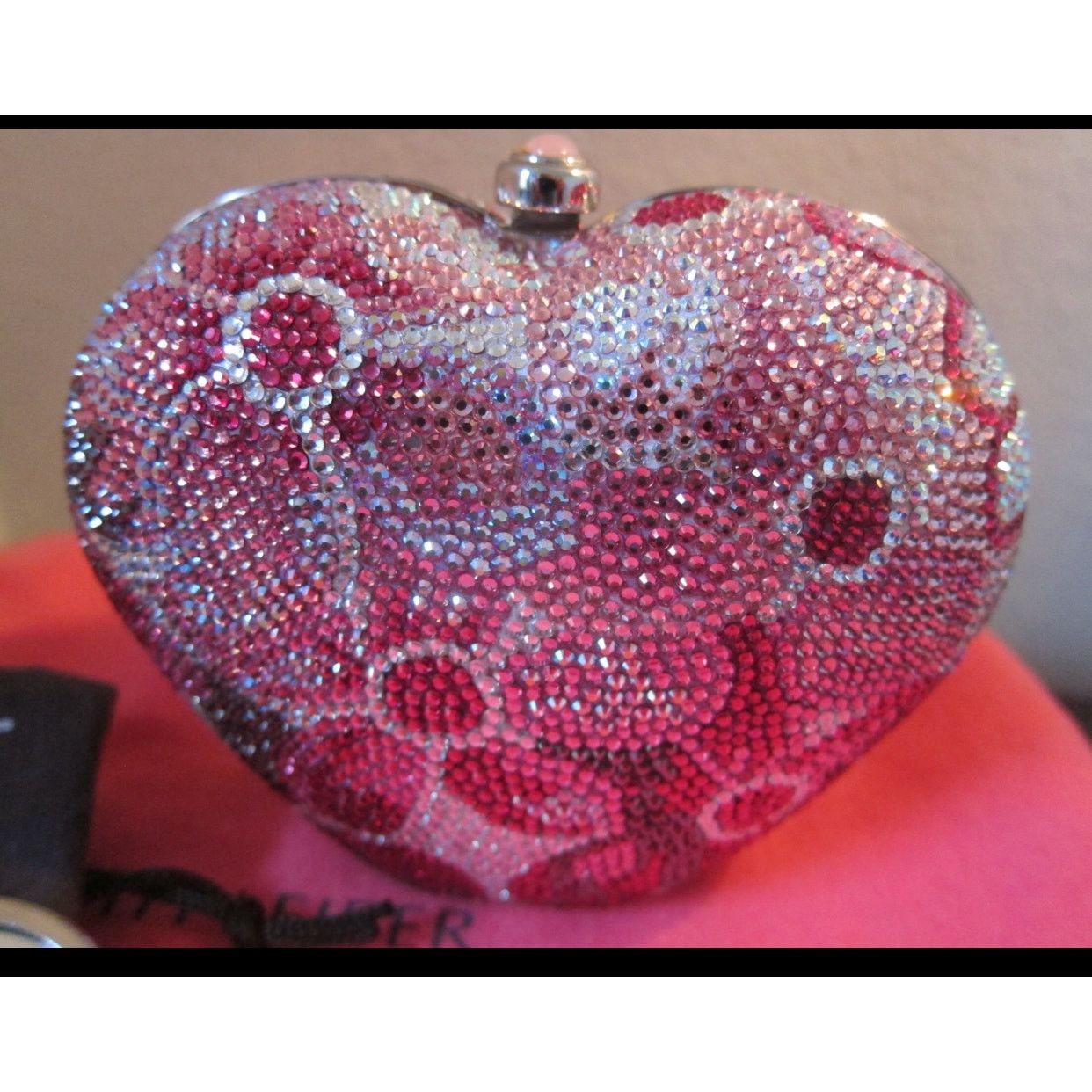 Judith Leiber Judith Leiber Heart shaped crystal petit clutch bag Size ONE SIZE - 3 Thumbnail