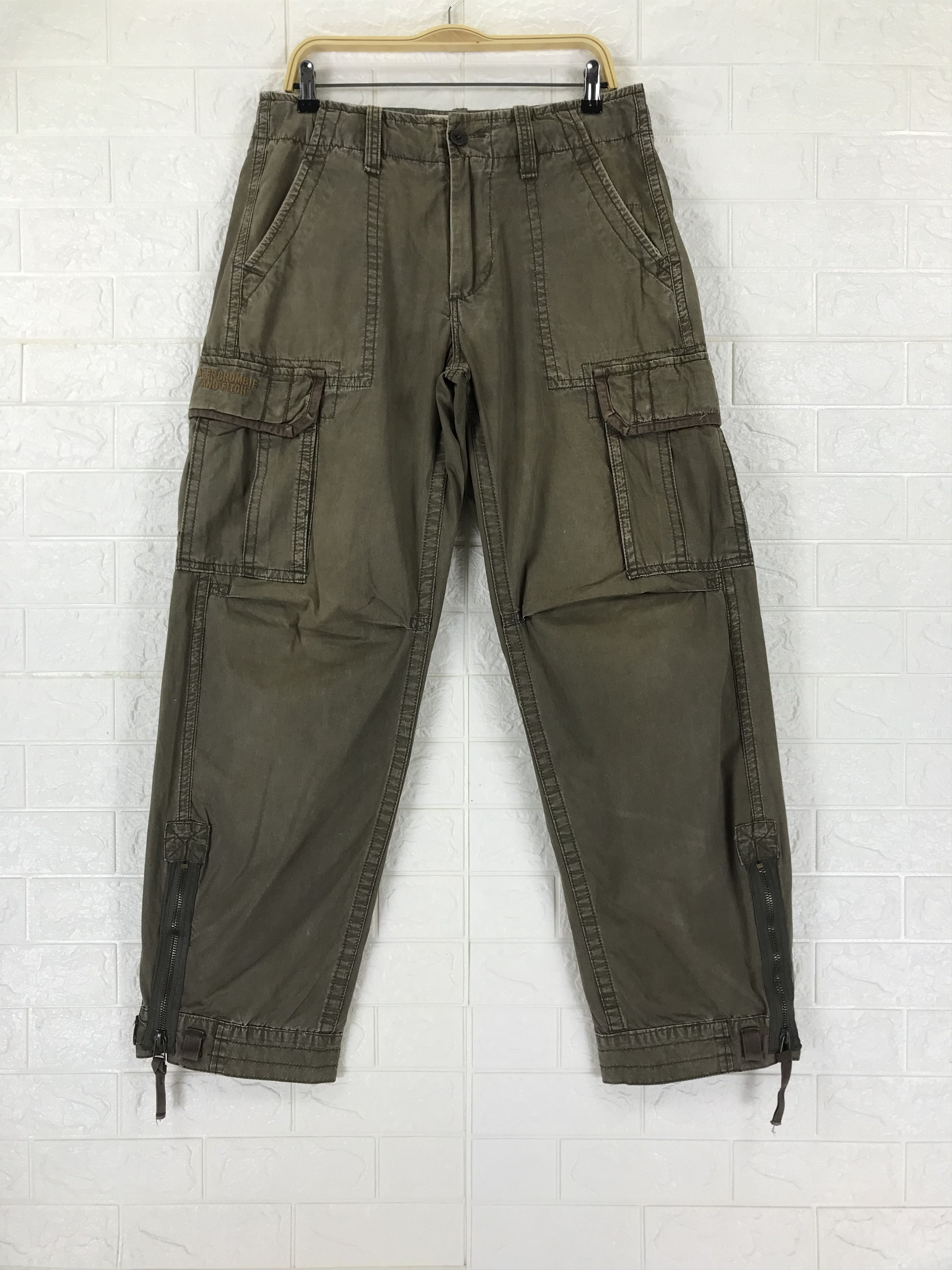 Abercrombie & Fitch Vintage Abercrombie & Fitch Cargo Zipper Wide Leg Pants Size US 33 - 2 Thumbnail