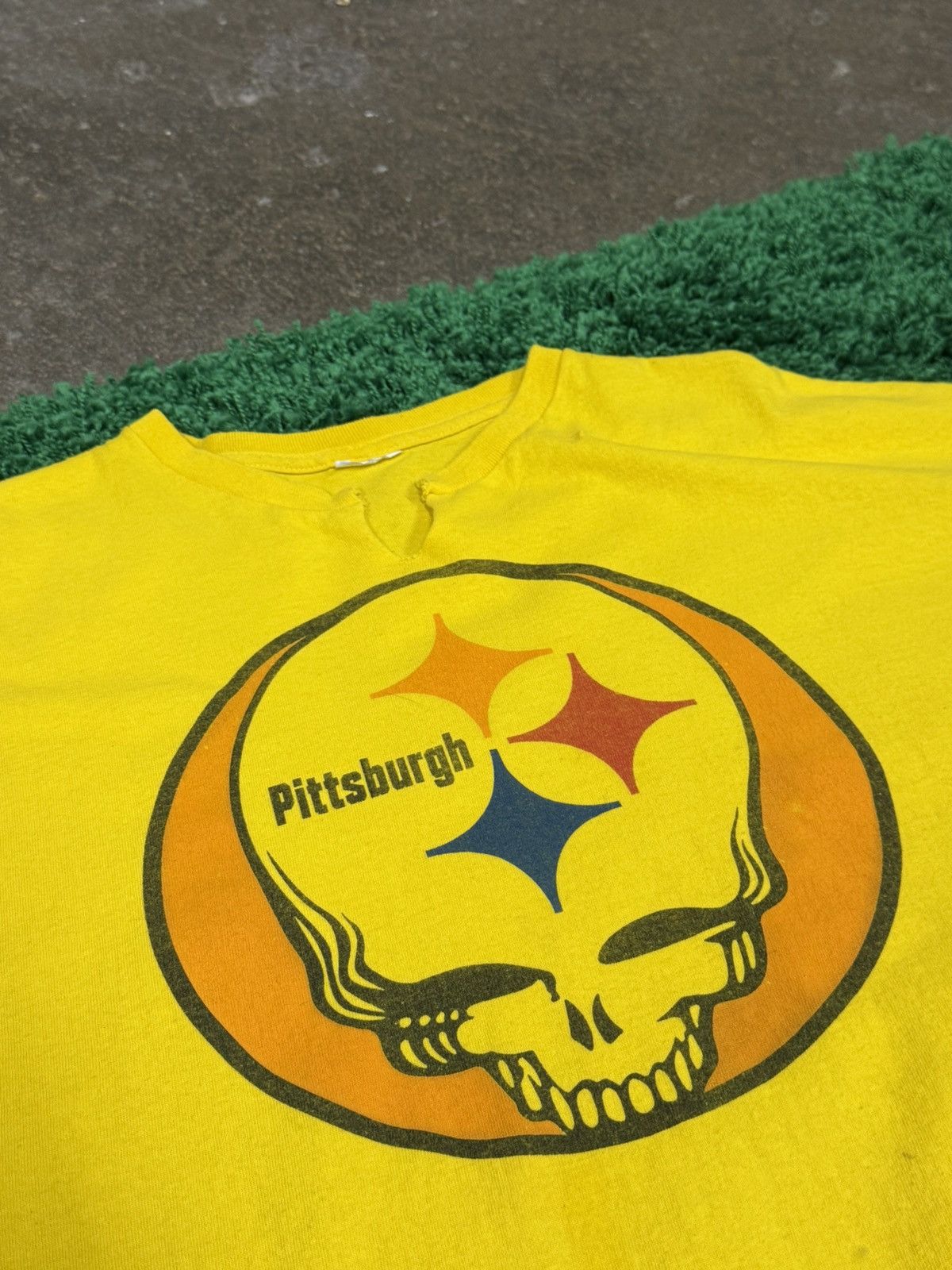 Vintage Vintage Grateful Dead Skull Pittsburgh Steelers Logo Tee XL Size US XL / EU 56 / 4 - 3 Thumbnail