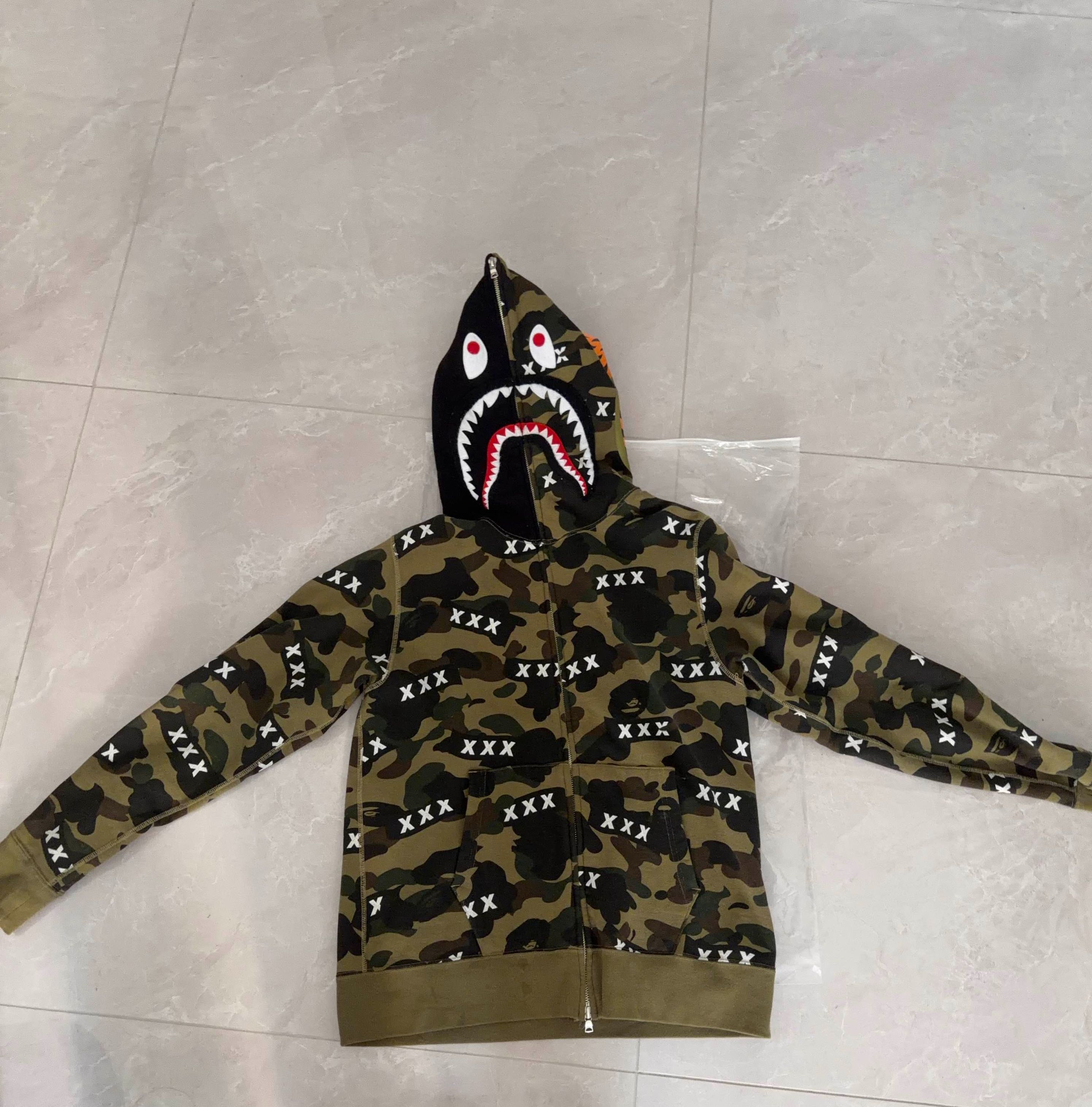 Bape A Bathing Ape Camo Shark Full Zip Hoodie Size M Size US M / EU 48-50 / 2 - 1 Thumbnail