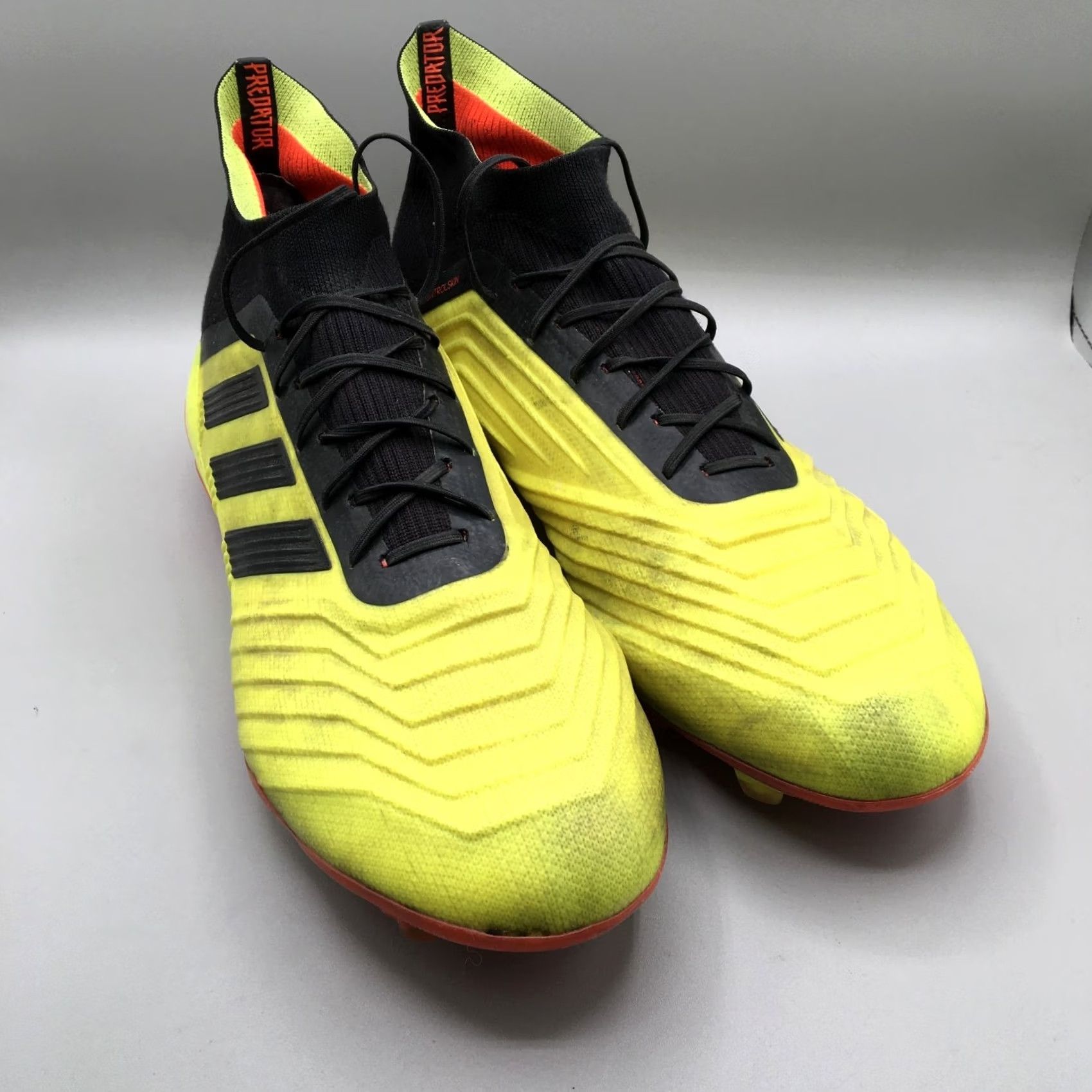 Adidas adidas Predator 18.1 FG Soccer Cleats Mens 12 Yellow Solar Yellow Predator 18.1 DB2037 Shoes Cleats Football Football Cleats Mens Size US 12 / EU 45 - 2 Thumbnail