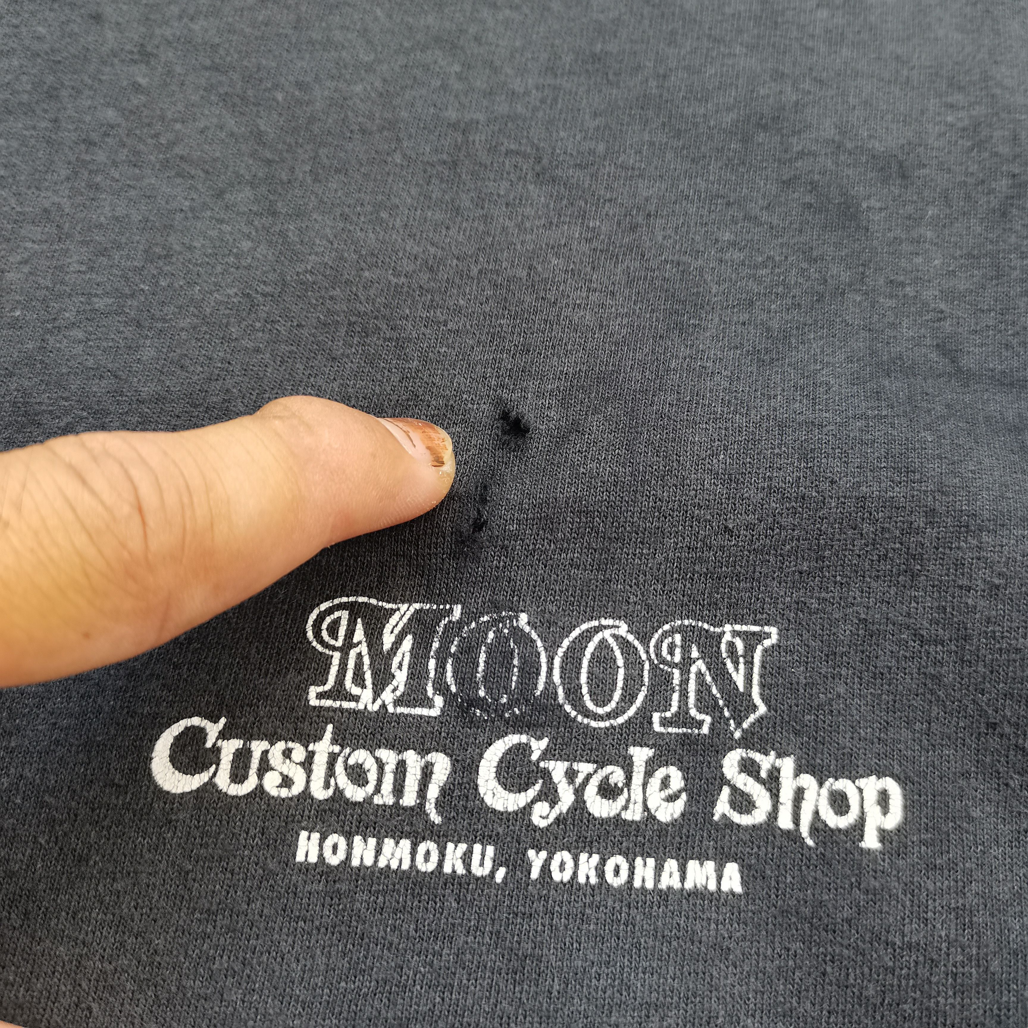 Vintage Crazy Vintage Y2k MOON EYES Distress Tee Size M Size US M / EU 48-50 / 2 - 11 Thumbnail