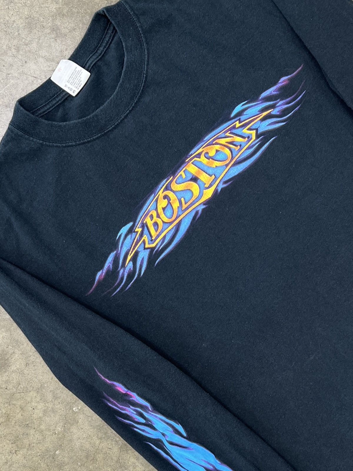 Band Tees Vintage Boston UFO Flame Band Tee Long Sleeve Anvil Medium Size US M / EU 48-50 / 2 - 1 Thumbnail