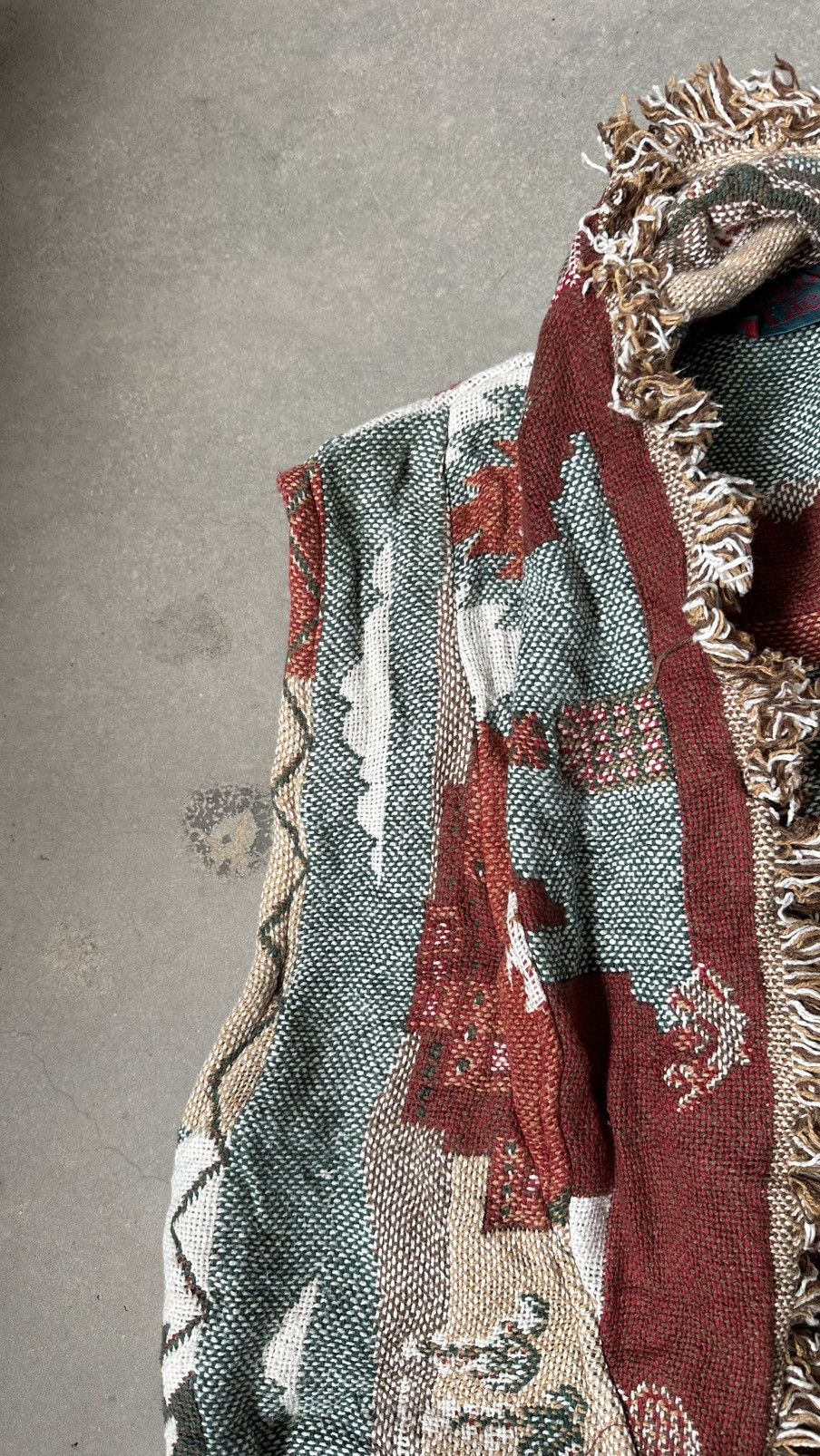 Vintage VINTAGE COUNTRY LIFE BLANKET VEST AZTEC NATIVE Size 40S - 8 Thumbnail