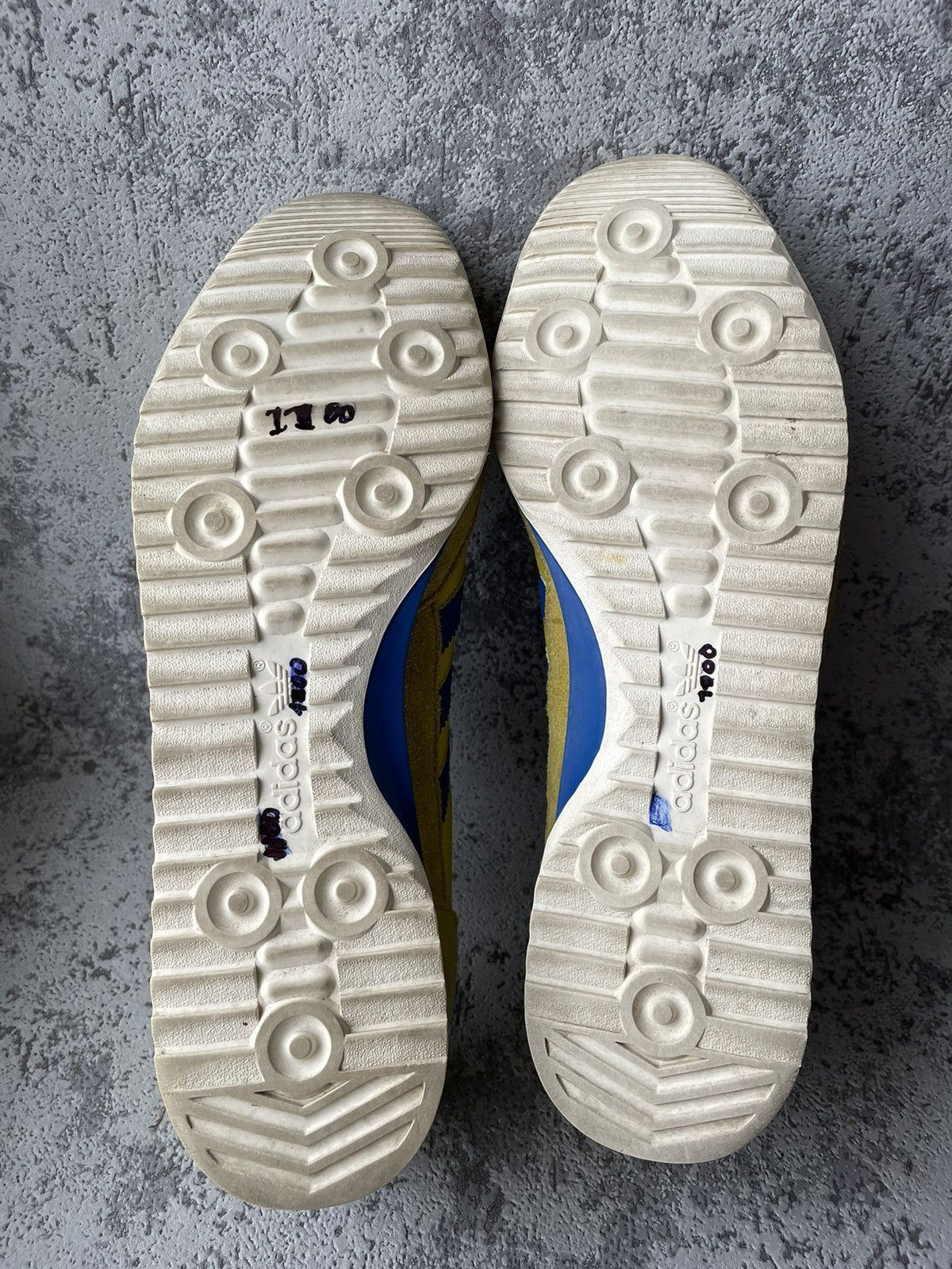 Adidas Vintage Adidas Deadstock SL72 Rare Yellow 2008 Sneakers Size US 10.5 / EU 43-44 - 9 Thumbnail