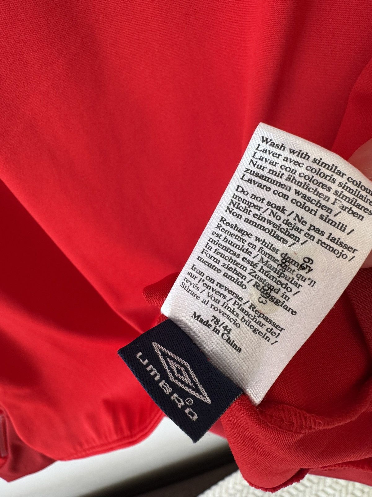 Umbro Vintage England 2006-2007 Away Soccer Jersey Football Shirt Size US M / EU 48-50 / 2 - 13 Thumbnail