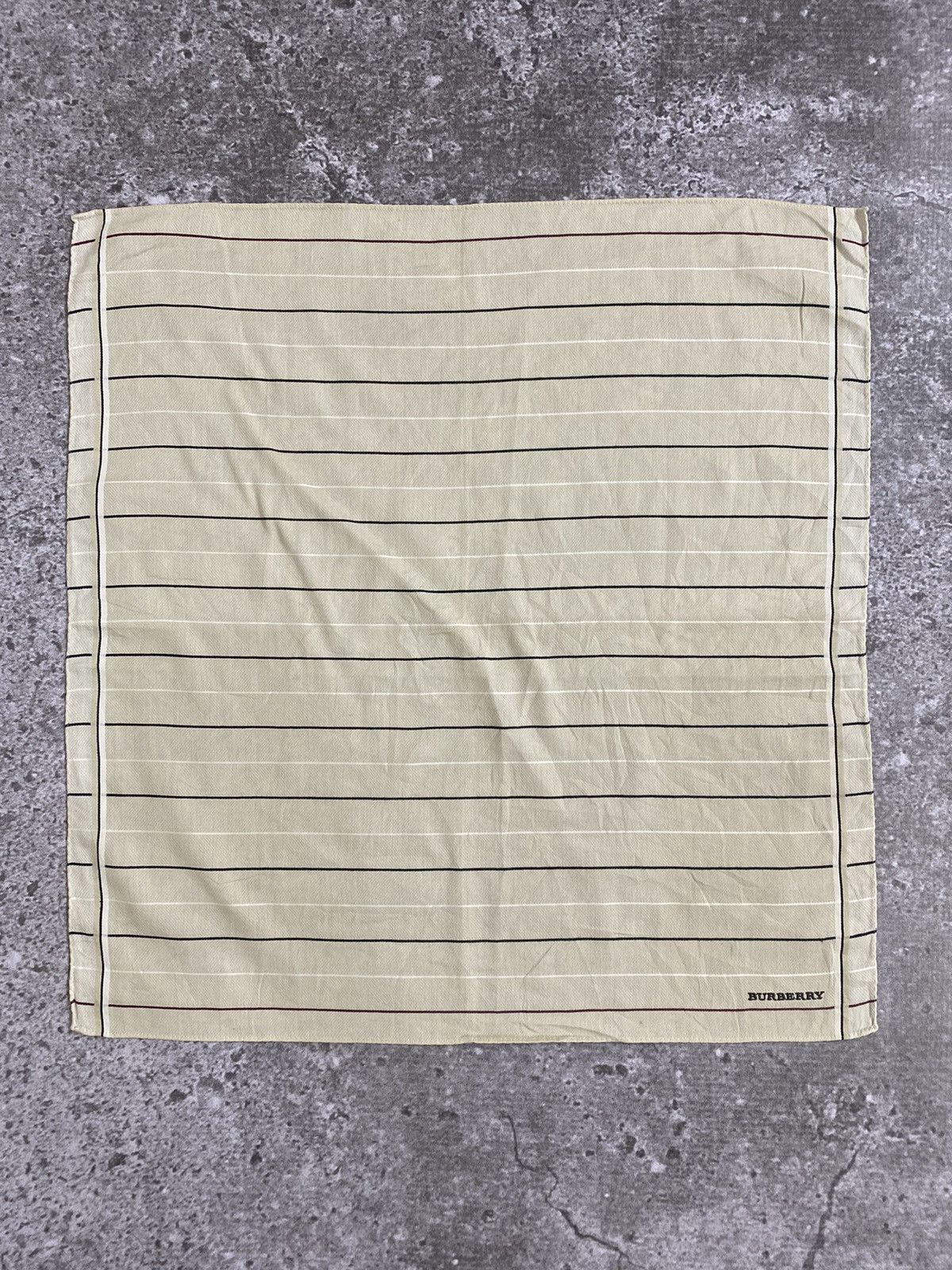 Burberry Burberry Handkerchief / Bandana / Neckerchief Size ONE SIZE - 2 Thumbnail