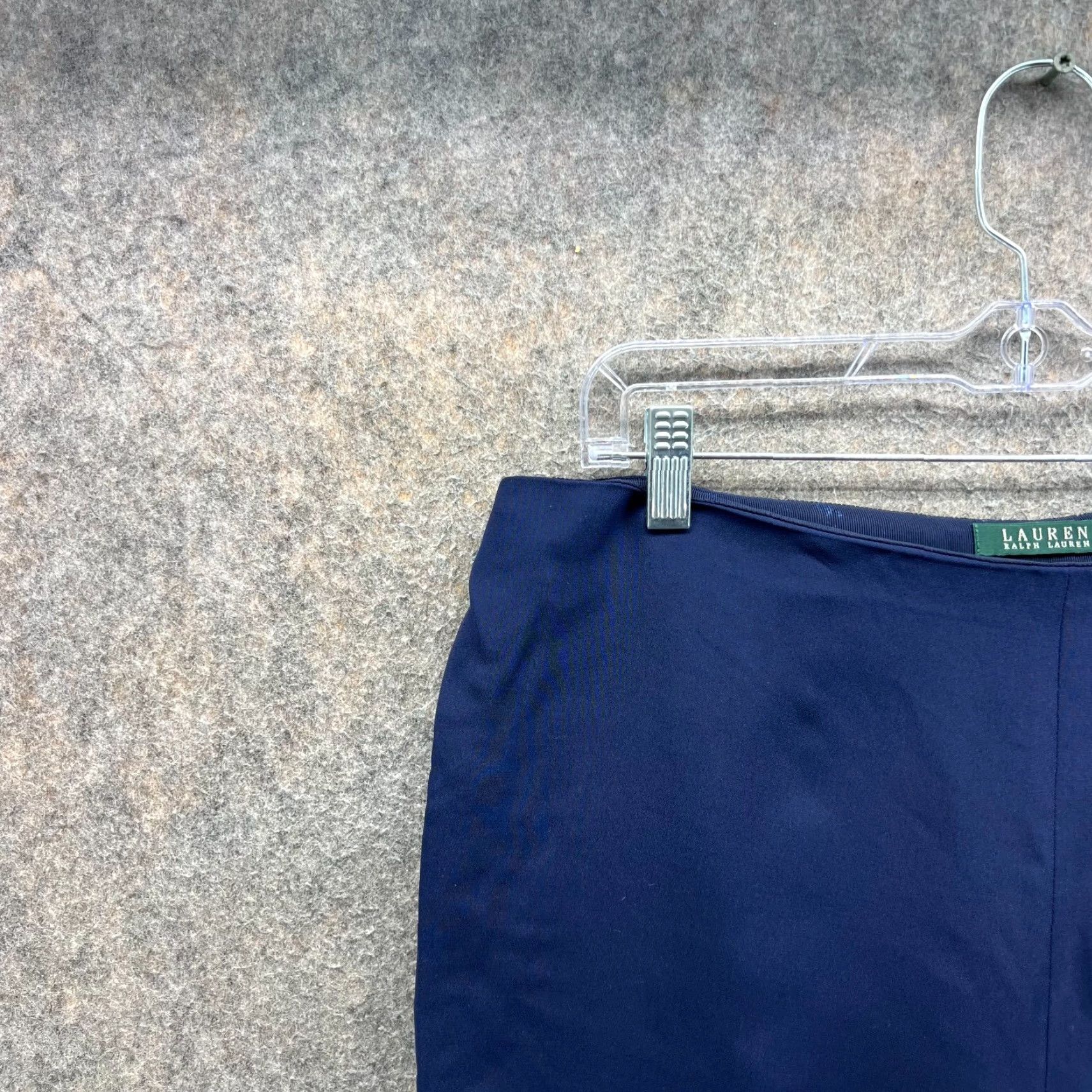 Ralph Lauren VINTAGE? No. Lauren Ralph Lauren Dress Pants Women 12 Blue Chino Pleated Wide Leg Trouser Dress Pants Womens Regular 12 Blue Wide-Leg Size 24" / US 00 / IT 34 - 7 Thumbnail