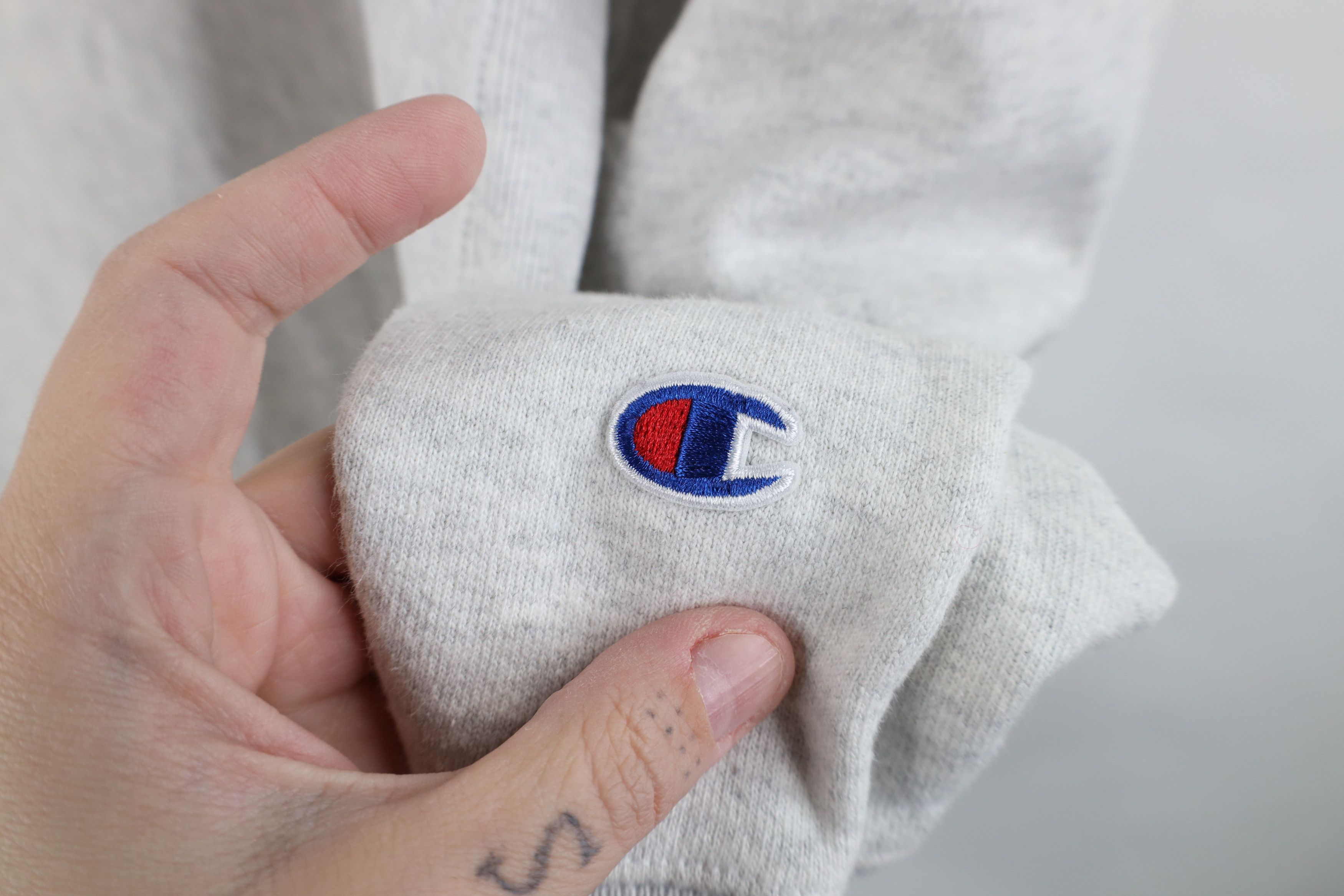 Champion Champion Reverse Weave Dolphin Cay Atlantis Sweatshirt Gray Size US XL / EU 56 / 4 - 7 Thumbnail