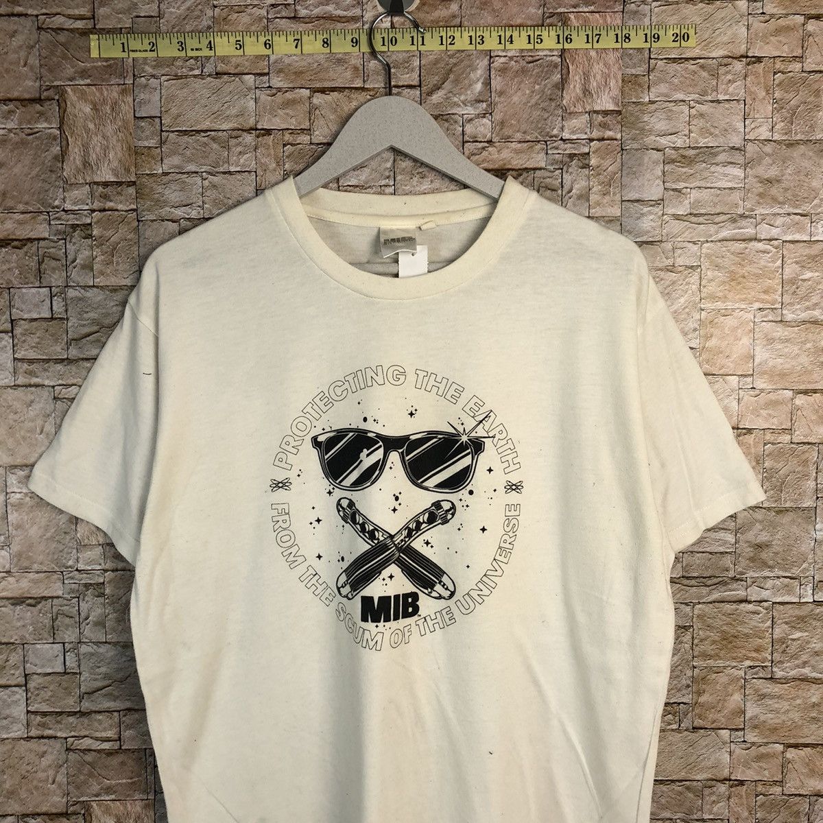 Vintage MIB men in black White T-Shirt #A244 Size US L / EU 52-54 / 3 - 2 Thumbnail