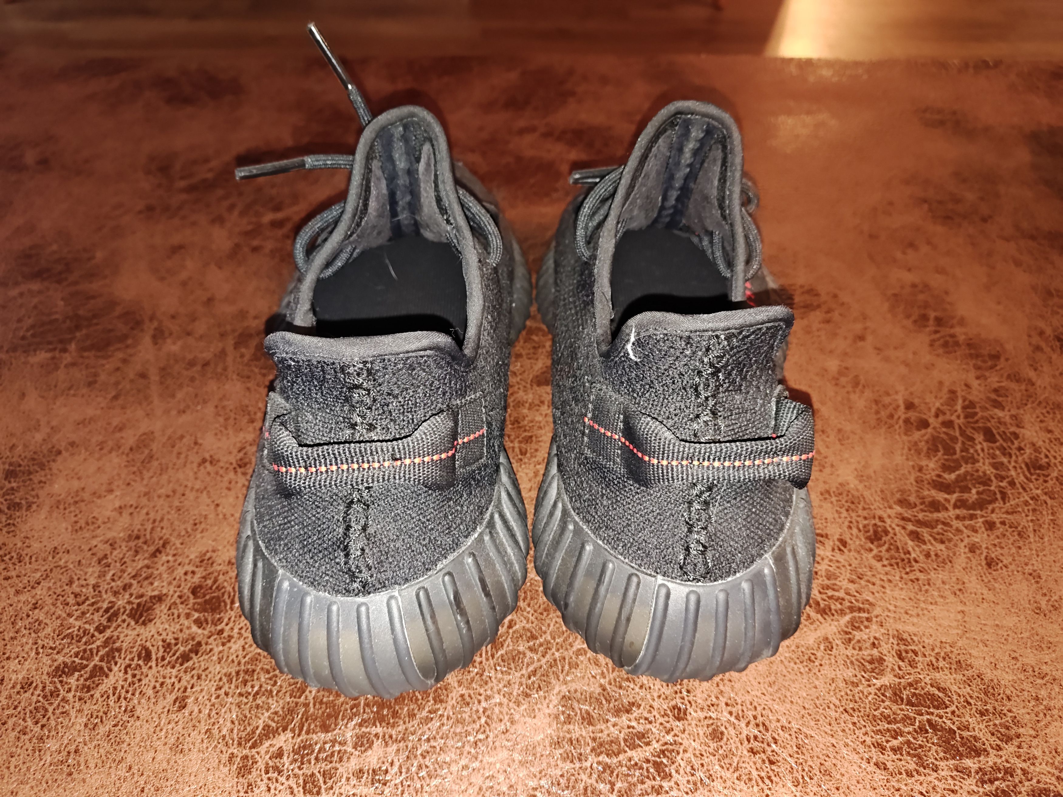 Adidas × Yeezy Adidas Yeezy 350 Boost V2 Bred Size US 10.5 / EU 43-44 - 4 Thumbnail