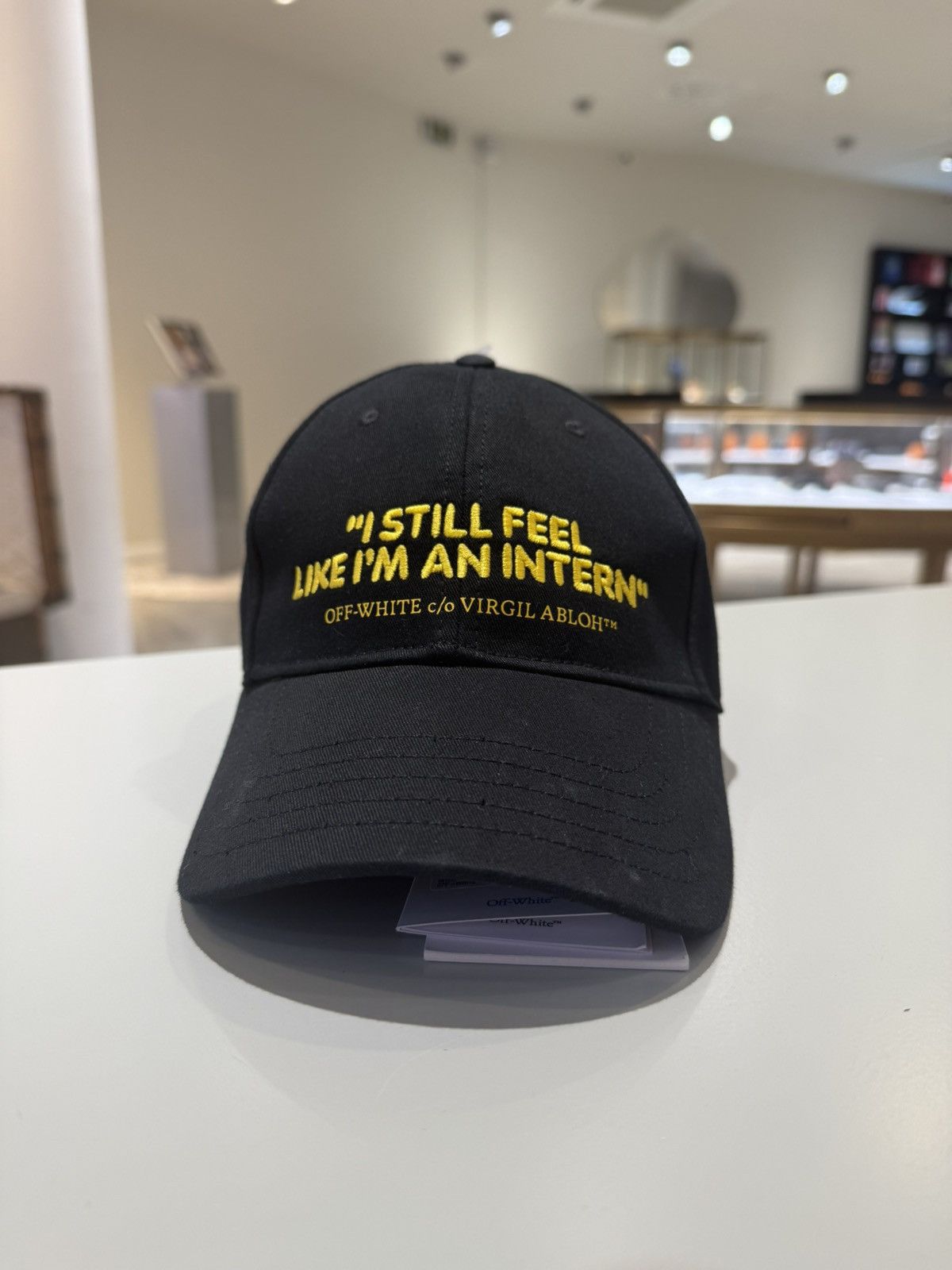 Off-White Off White I Still Feel Like Im An Intern Cap Size ONE SIZE - 1 Thumbnail