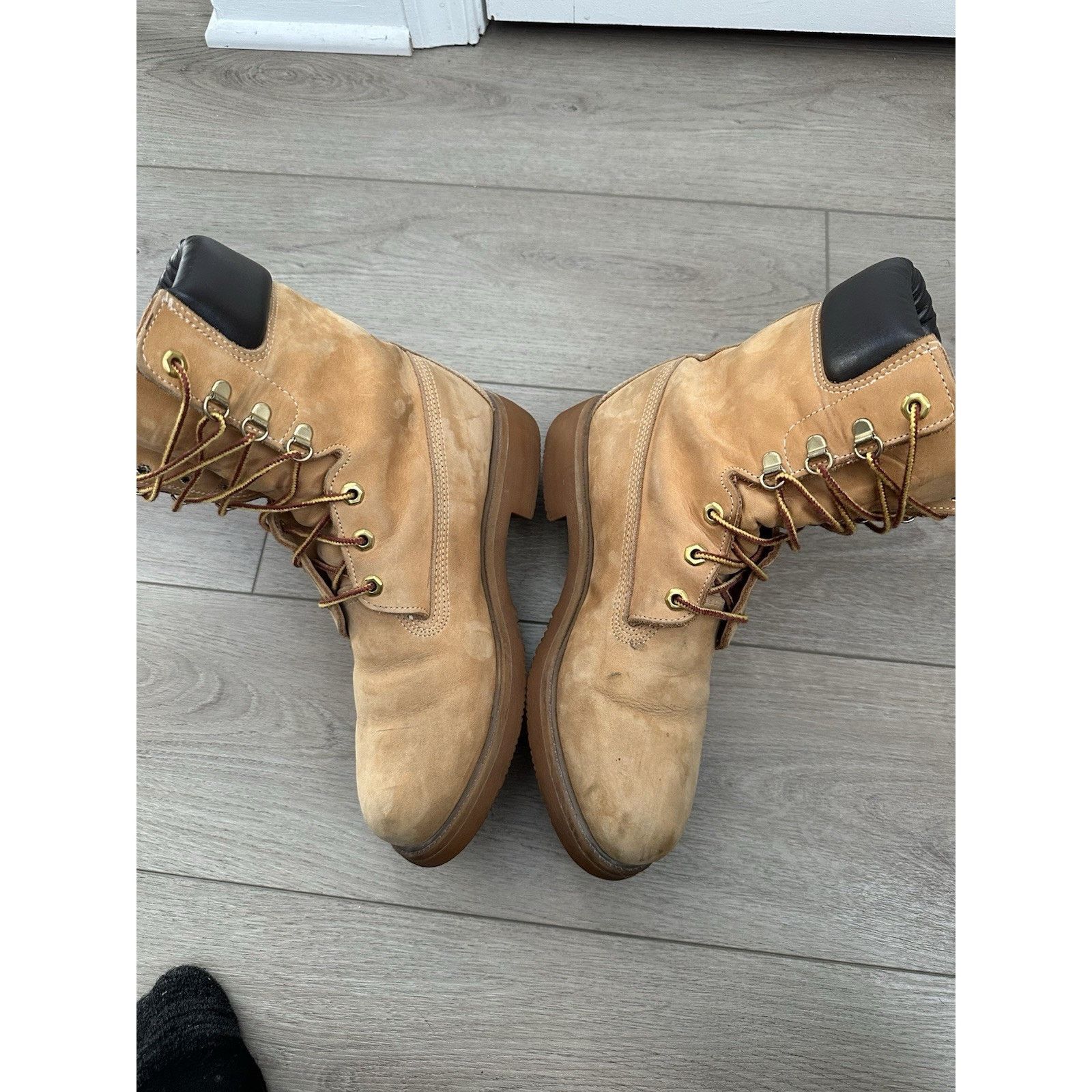 Timberland Timberland 8 inch boots nubuck size 8.5 men’s wheat tan Size US 9 / EU 42 - 2 Thumbnail