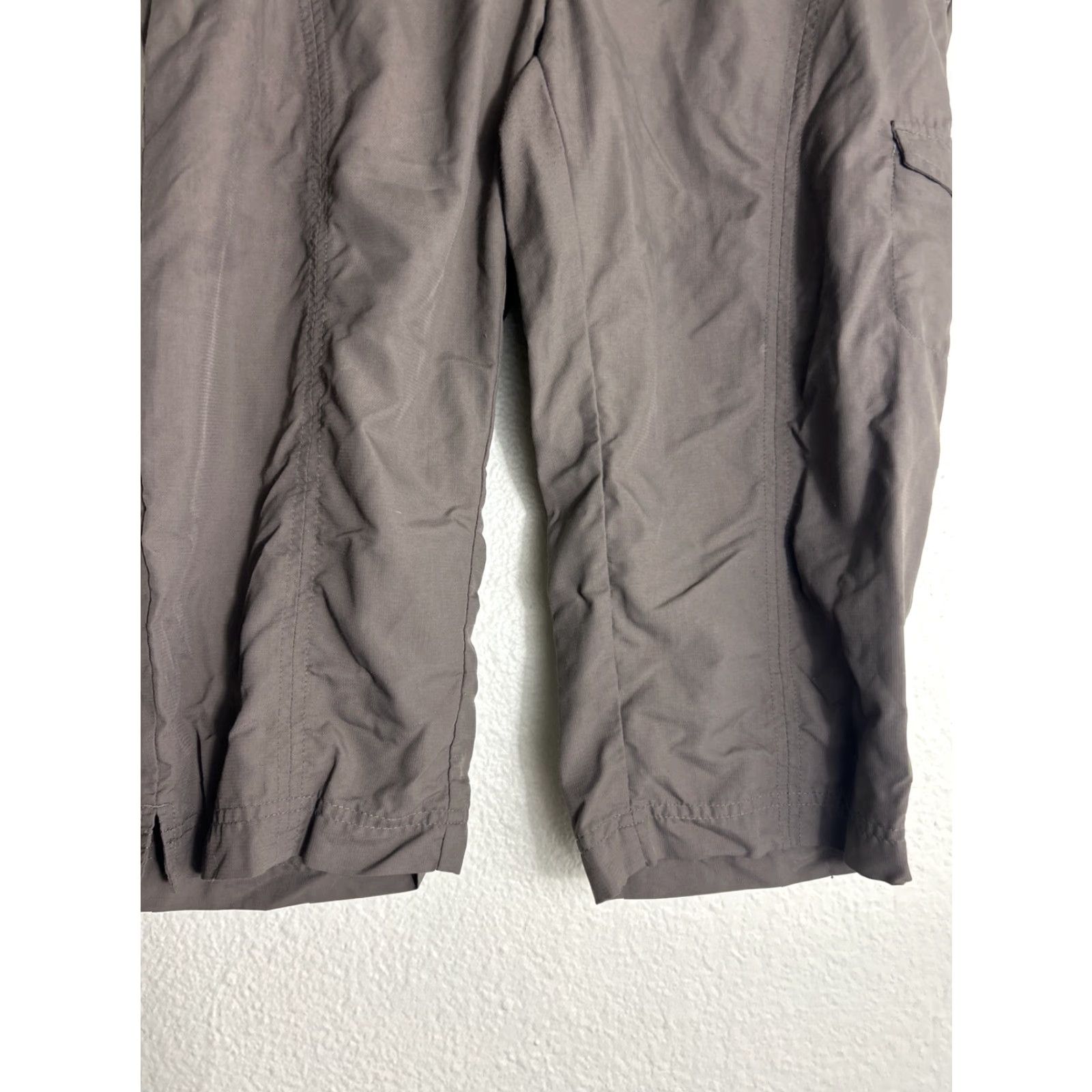 Vintage Columbia 10 Gray Ripstop Outdoor Hiking Cargo Capri Pants 32x18 Women Regular Wide-Leg Capris Size 32" / US 10 / IT 46 - 2 Thumbnail