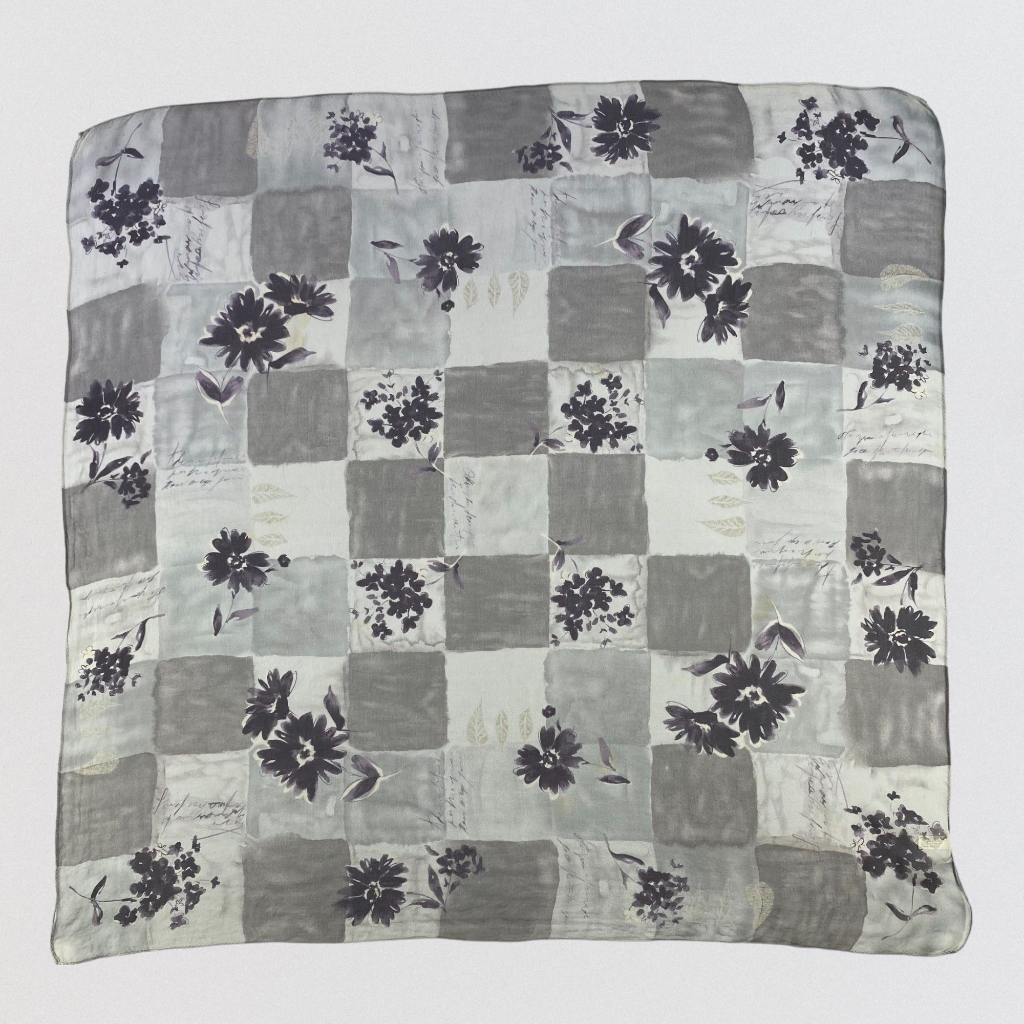 Japanese Brand × Vintage Vintage Floral Silk Scarf SS072 Size ONE SIZE - 1 Thumbnail