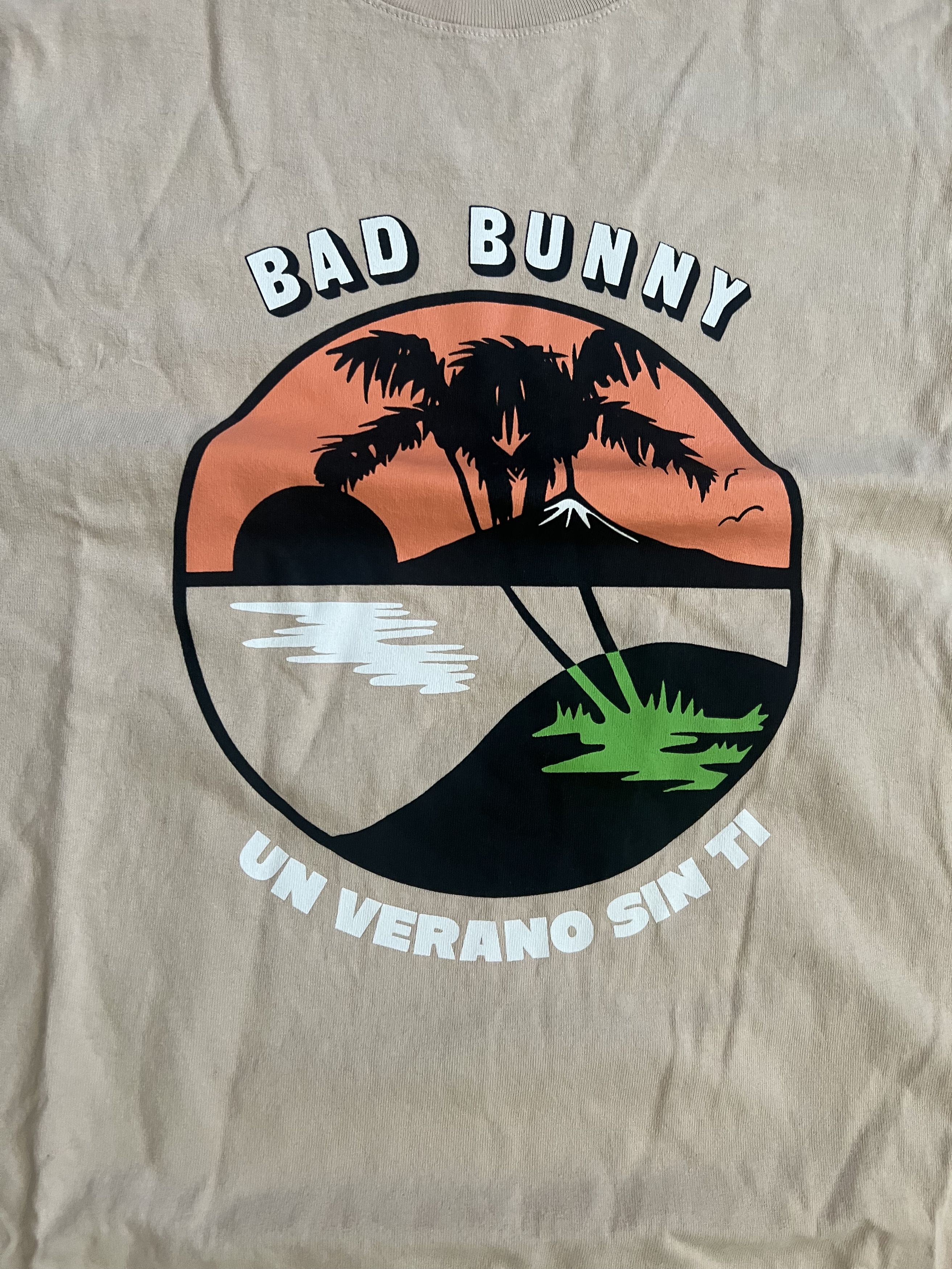 Band Tees Bad Bunny Un Verano Sin To Tour Merch Size Large Palm Tree Size US L / EU 52-54 / 3 - 2 Thumbnail