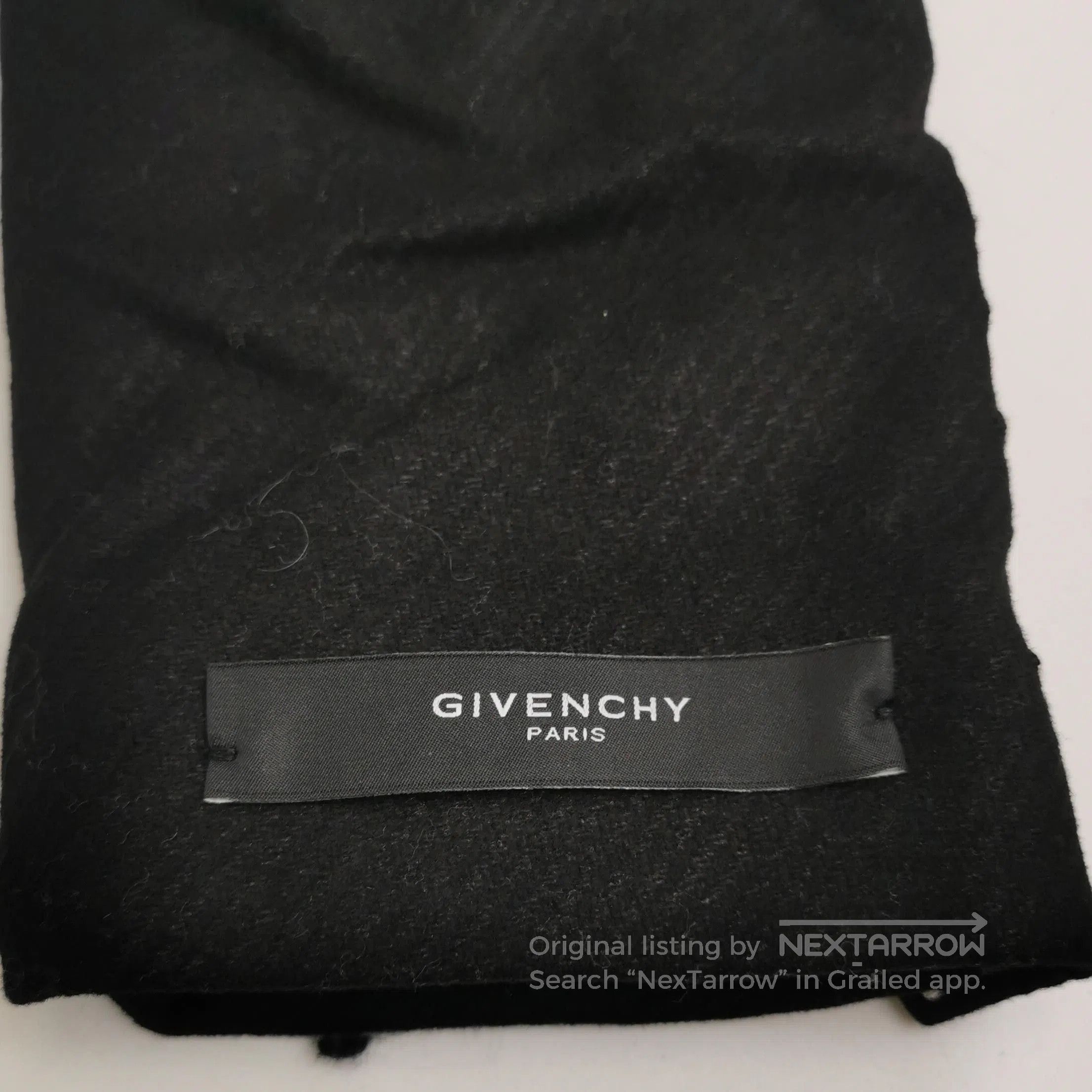 Givenchy Givenchy Black Studded Shirt M/46. Size US S / EU 44-46 / 1 - 1 Thumbnail