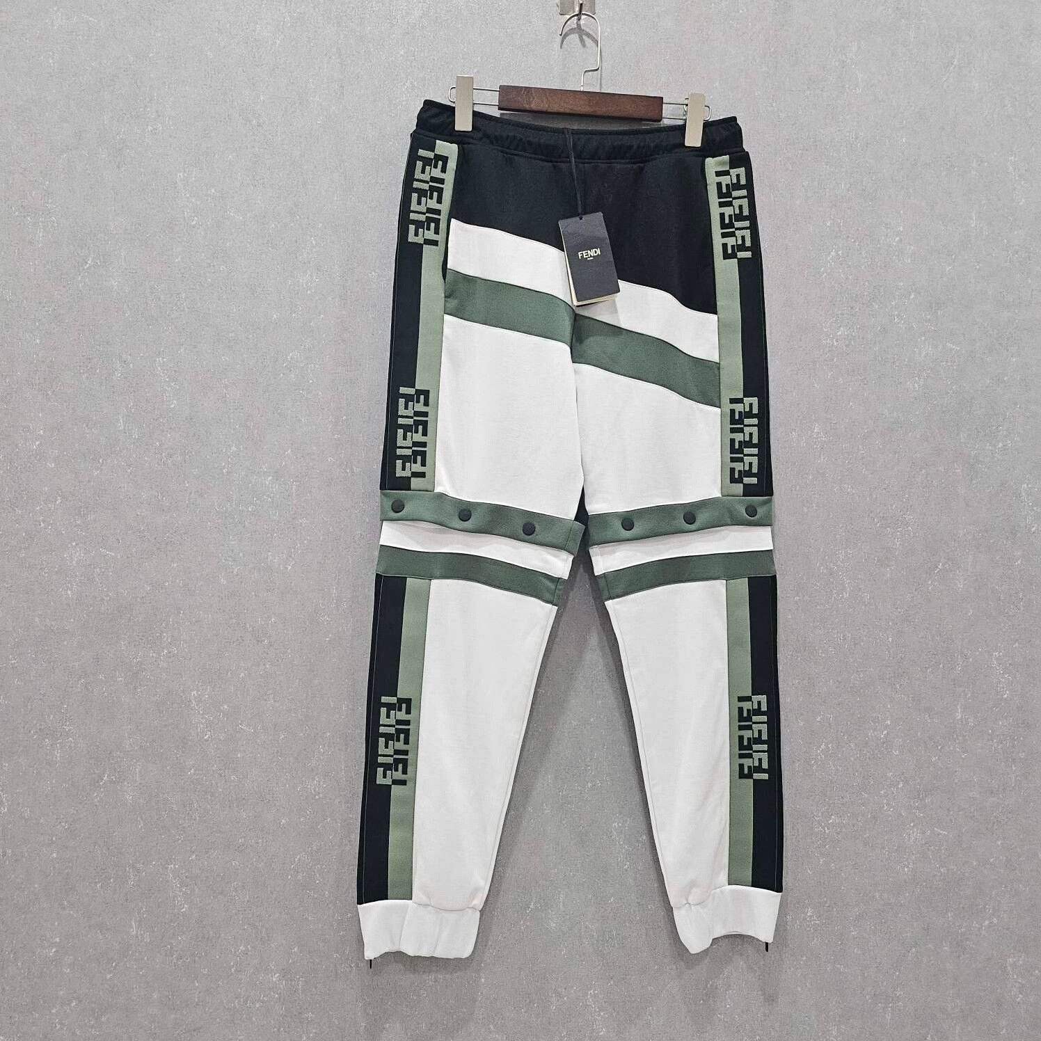 Fendi FENDI Colorblock Logo Sweatpants Size US 38 / EU 54 - 1 Thumbnail