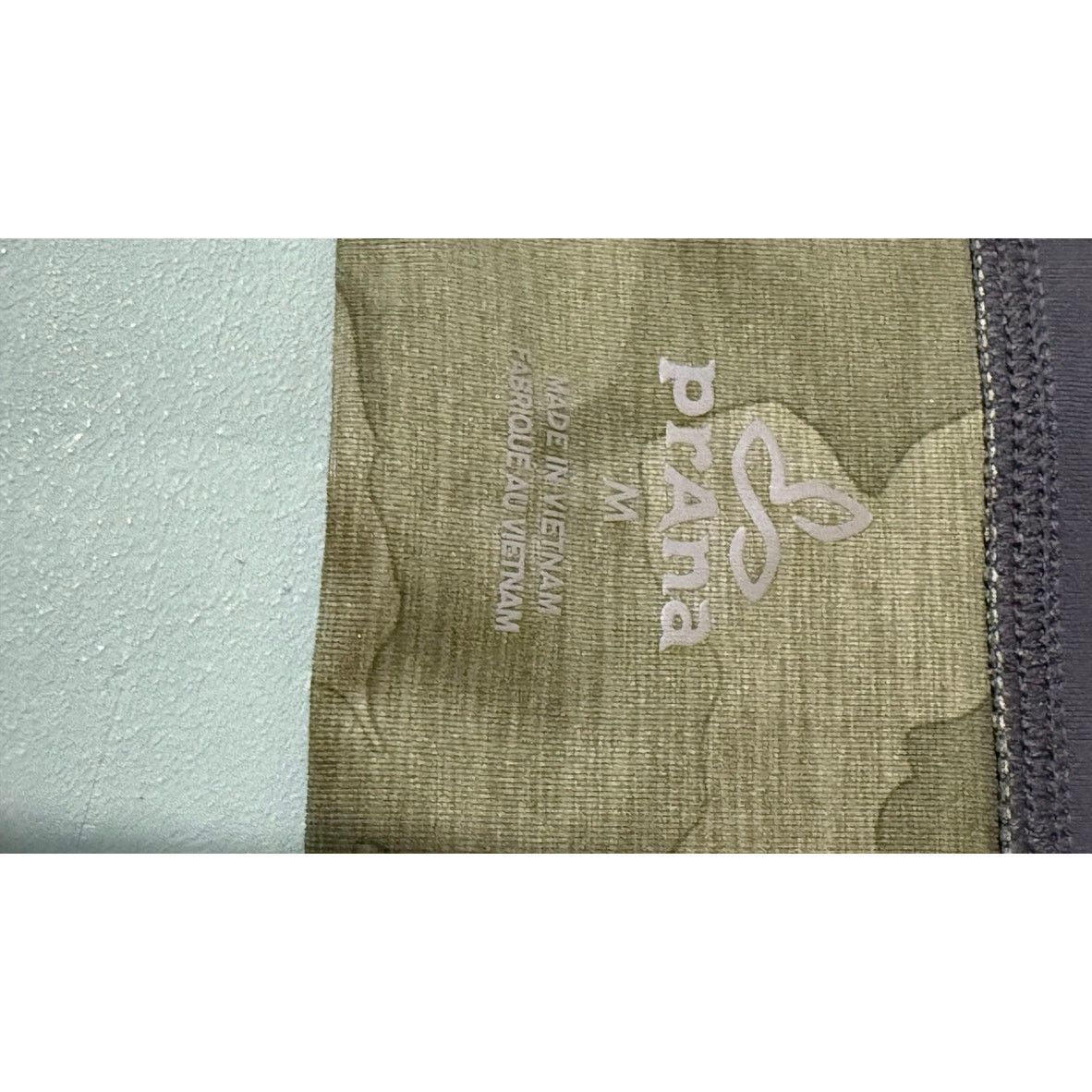 Prana Prana Women's Sage Camo Sports Bra Medium Yoga Activewear Size ONE SIZE - 5 Thumbnail