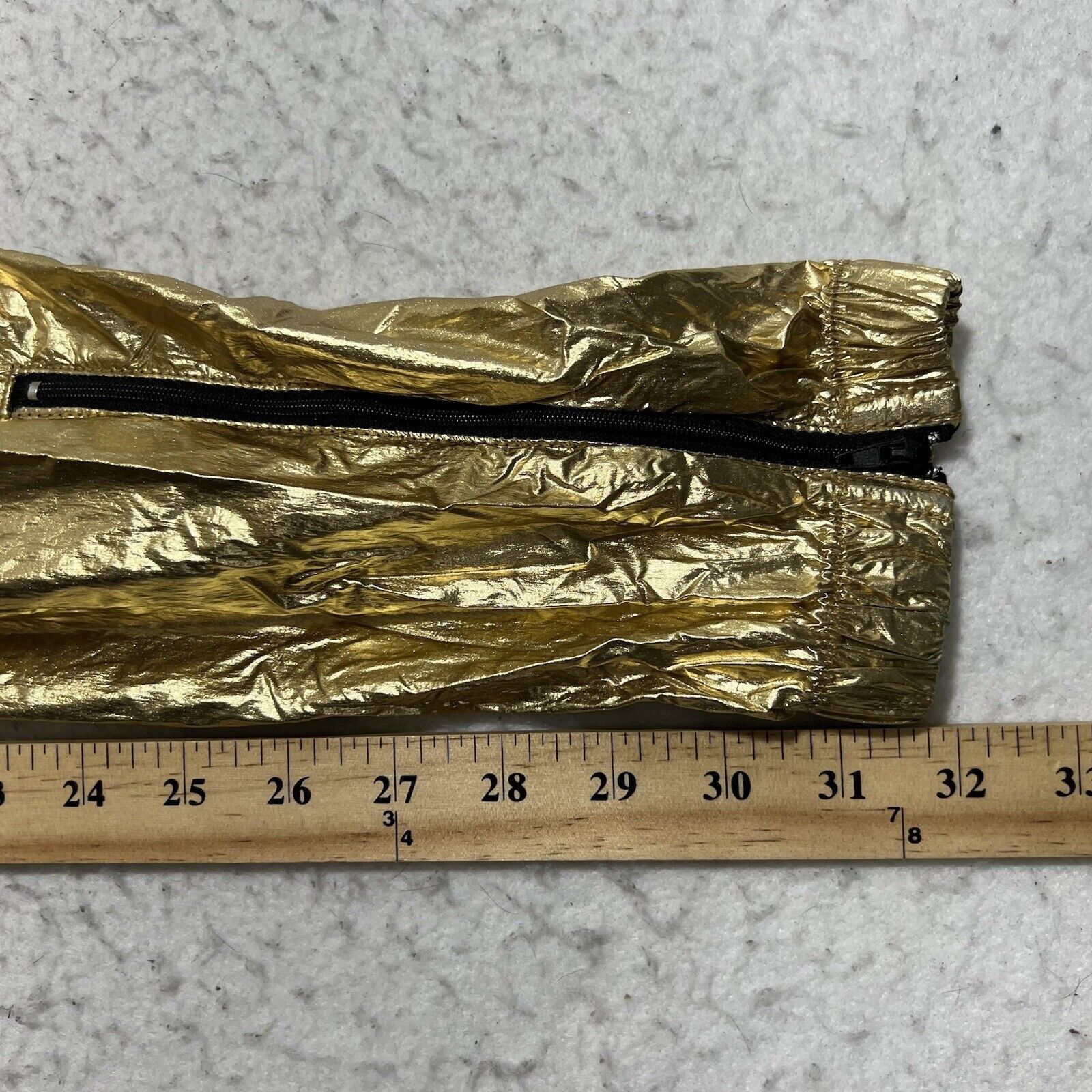 Urban Outfitters Urban Outfitters XS X-Small Gold Shiny Metallic Jogger Pants Size 26" / US 2 / IT 38 - 10 Thumbnail