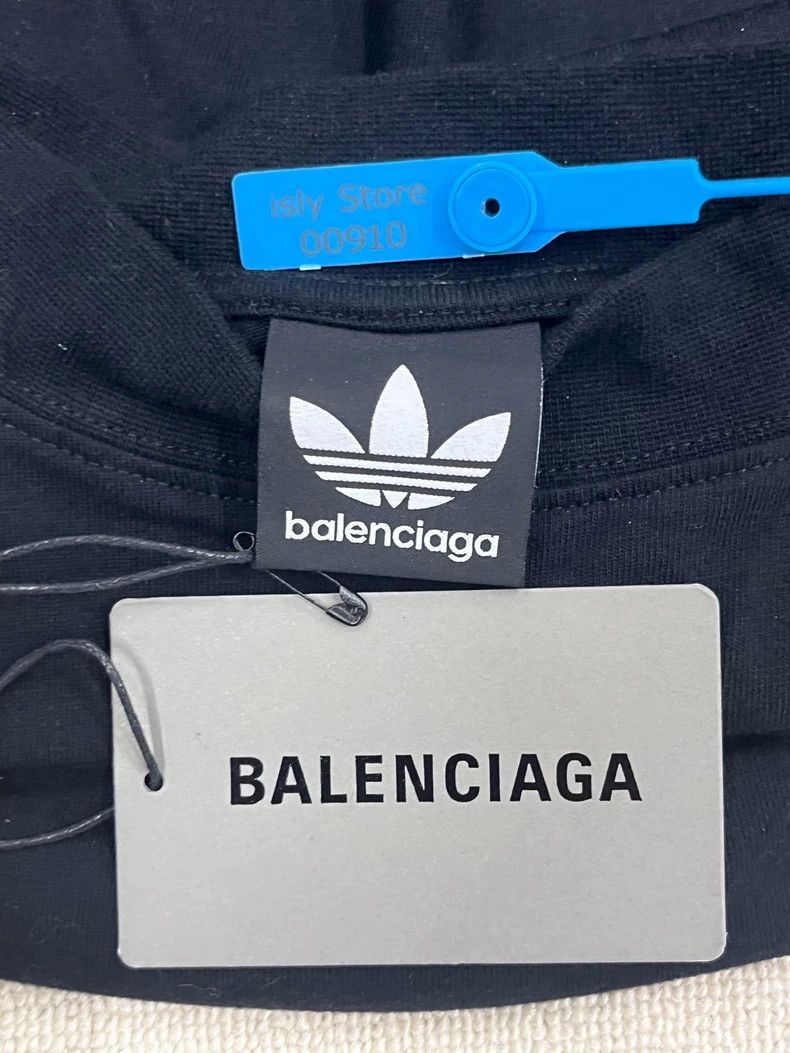 Balenciaga Balenciaga Short Sleeve Tee Size US S / EU 44-46 / 1 - 4 Thumbnail