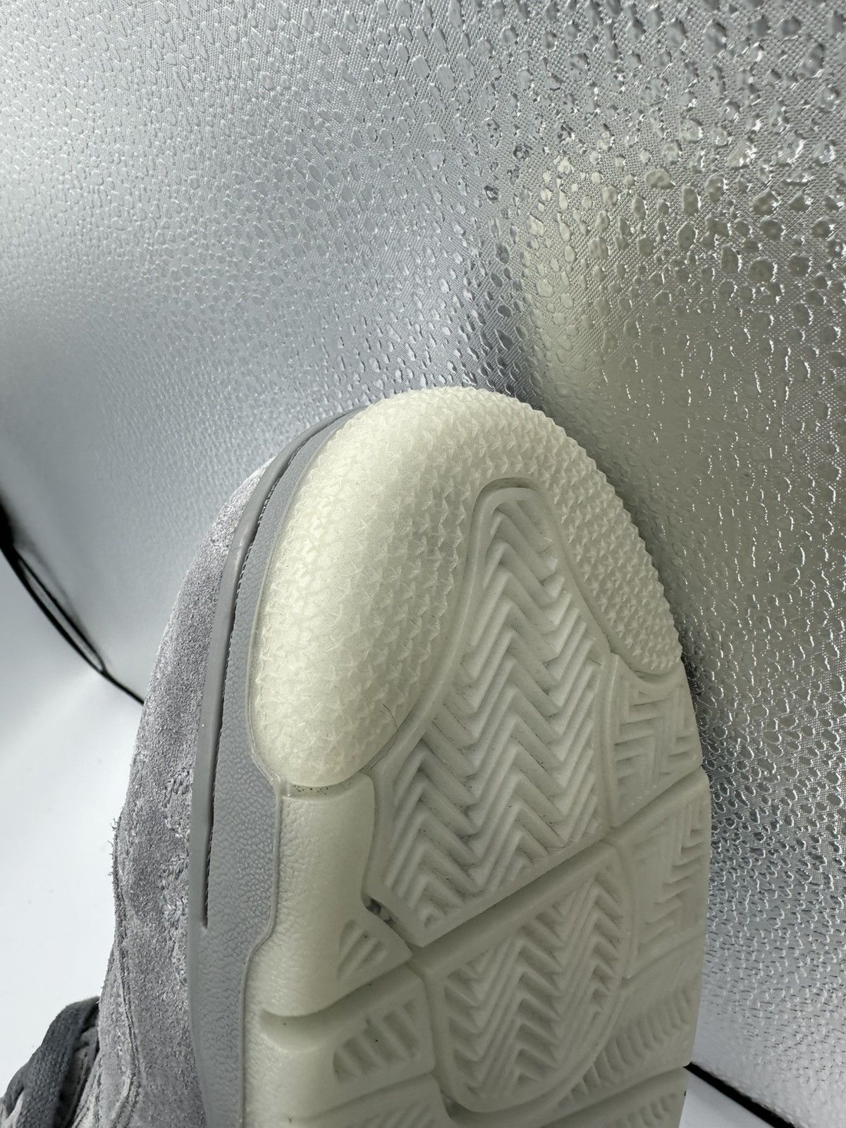 Jordan Brand × Kaws Jordan 4 x Kaws Size US 13 / EU 46 - 13 Thumbnail