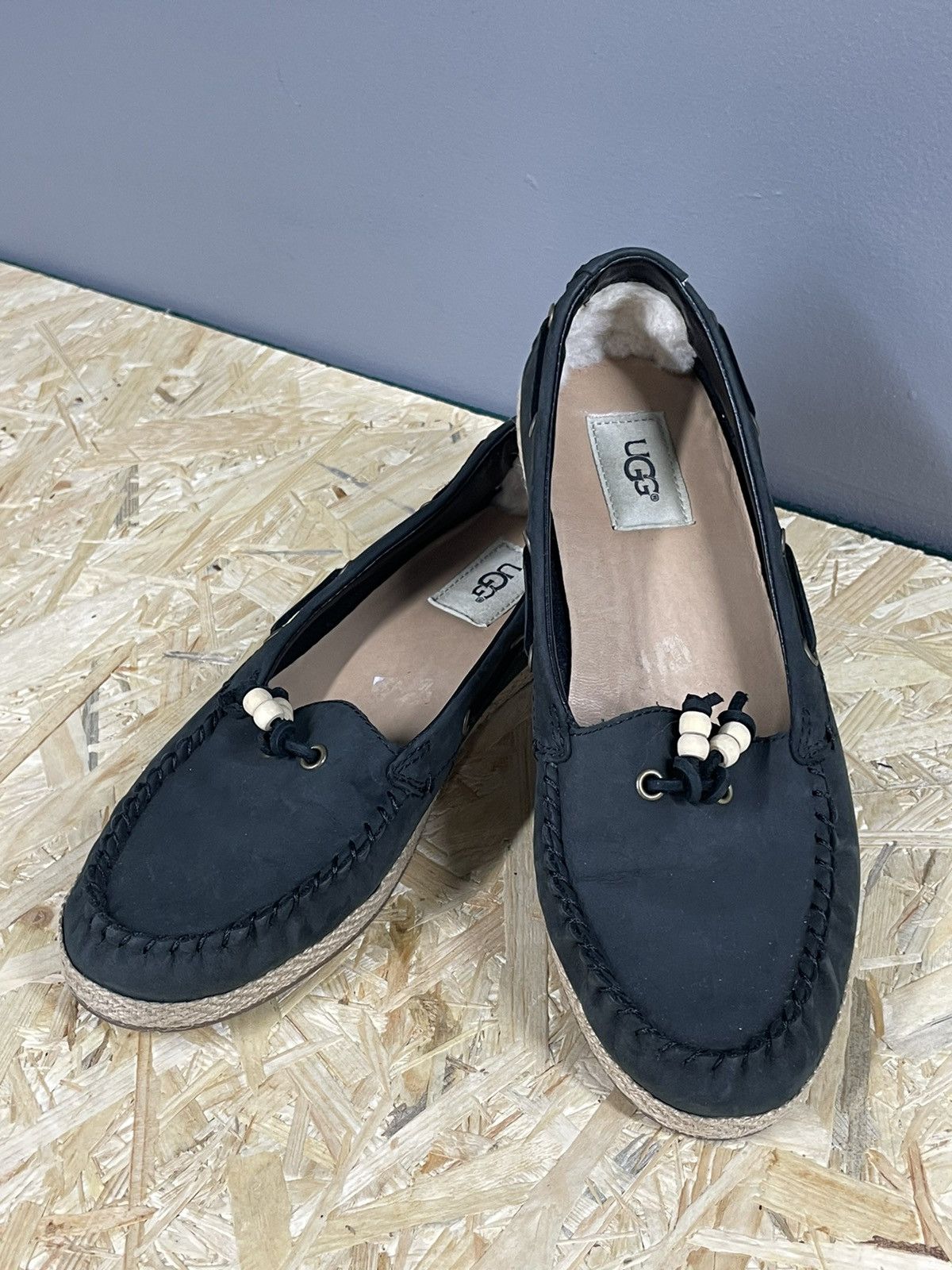 Ugg Ugg Leather flats Size US 8 / IT 38 - 9 Thumbnail