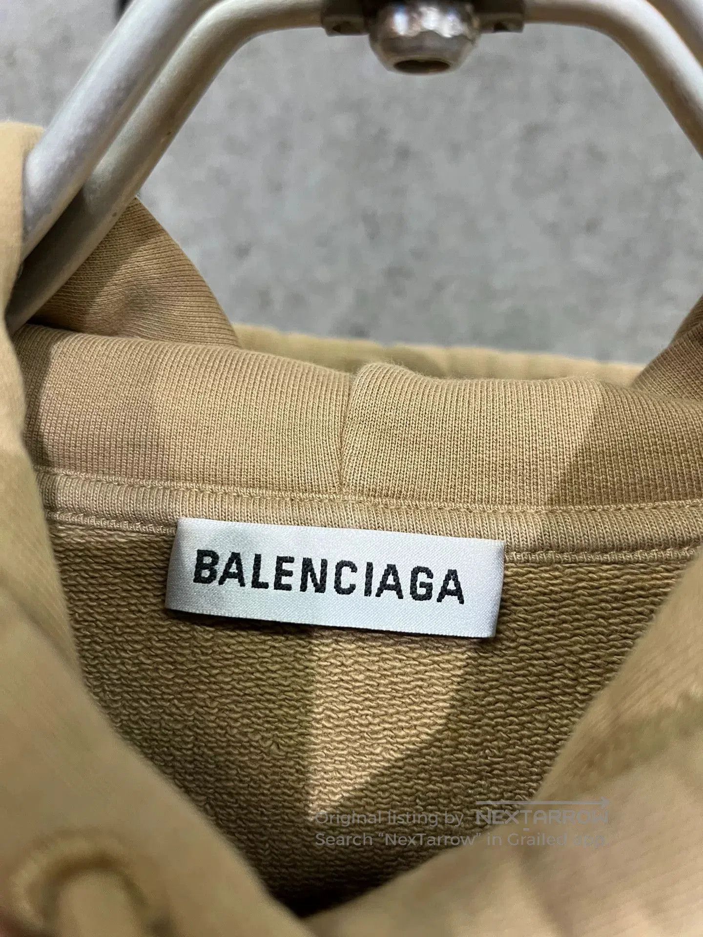 Balenciaga Balenciaga Beige Mailbox Hoodie XS. Size XS / US 0-2 / IT 36-38 - 4 Thumbnail