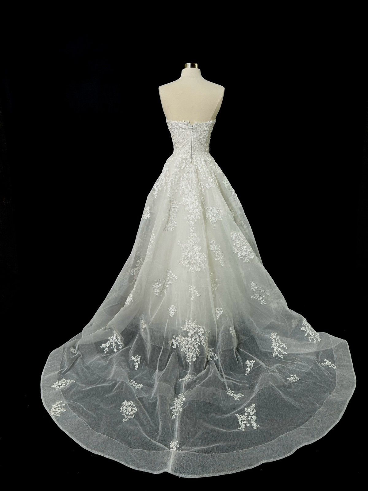 Other Preloved US 2 Anna Augusta Embroidery appliqués Bridal Gown Size XS / US 0-2 / IT 36-38 - 7 Thumbnail