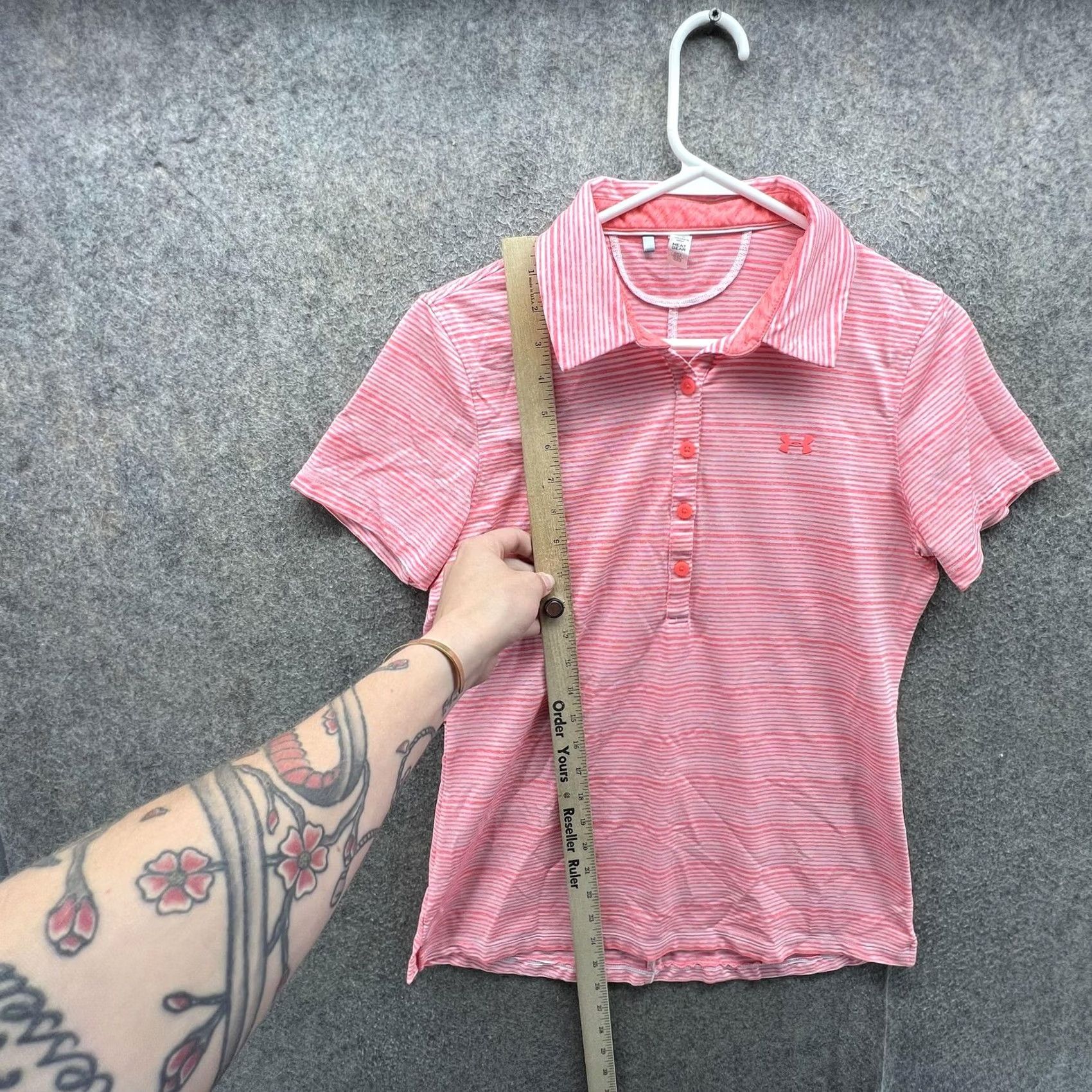 Under Armour Under Armour Polo Shirt Womens M Pink Stripe HeatGear Golf Stretch Top Size M / US 6-8 / IT 42-44 - 5 Thumbnail