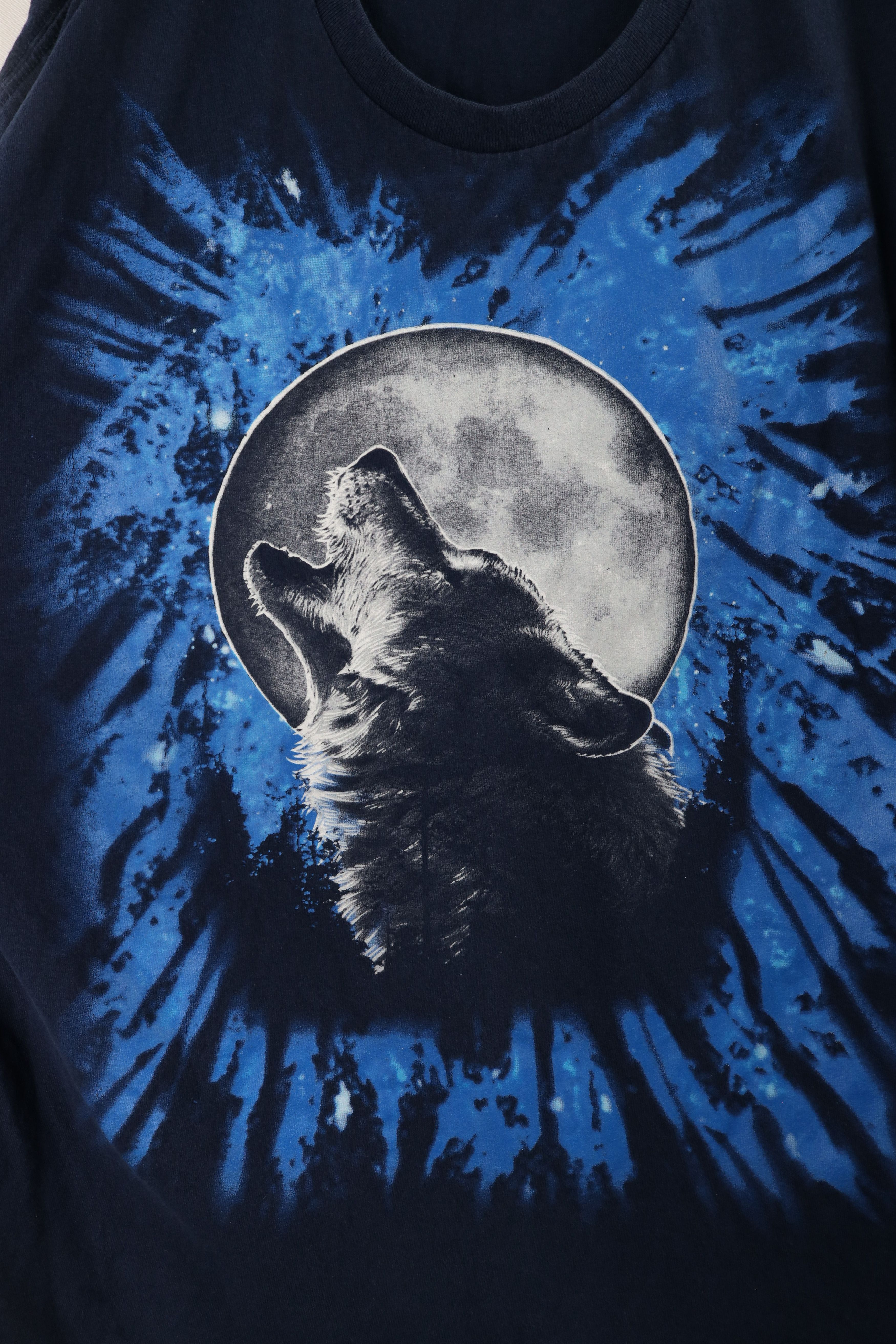 Vintage Vintage 90s Streetwear Nature Howling Wolf Moon T-Shirt Blue Size US XXL / EU 58 / 5 - 5 Thumbnail